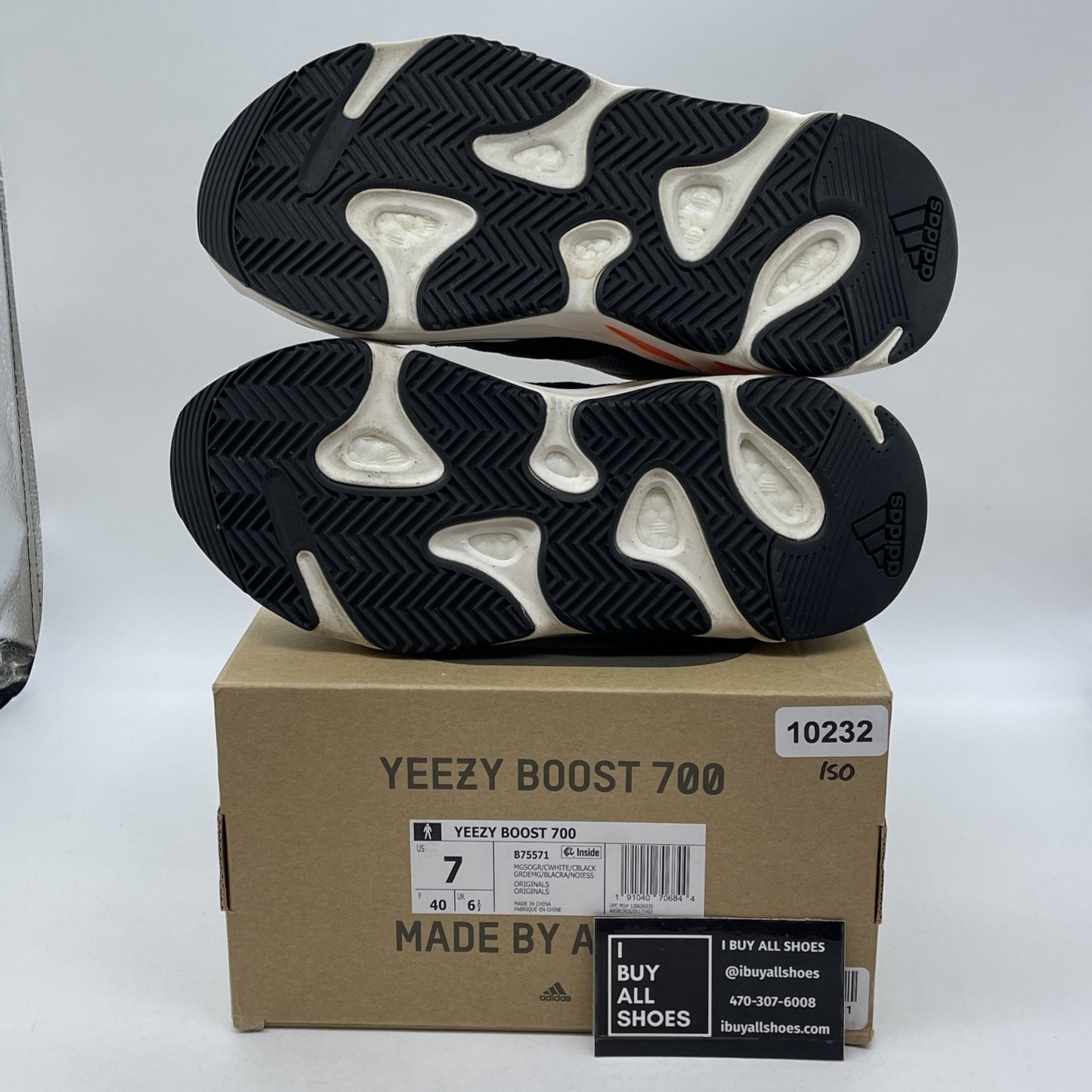 Size 7 - adidas Yeezy Boost 700 Low Wave Runner Suede Leather (B75571)