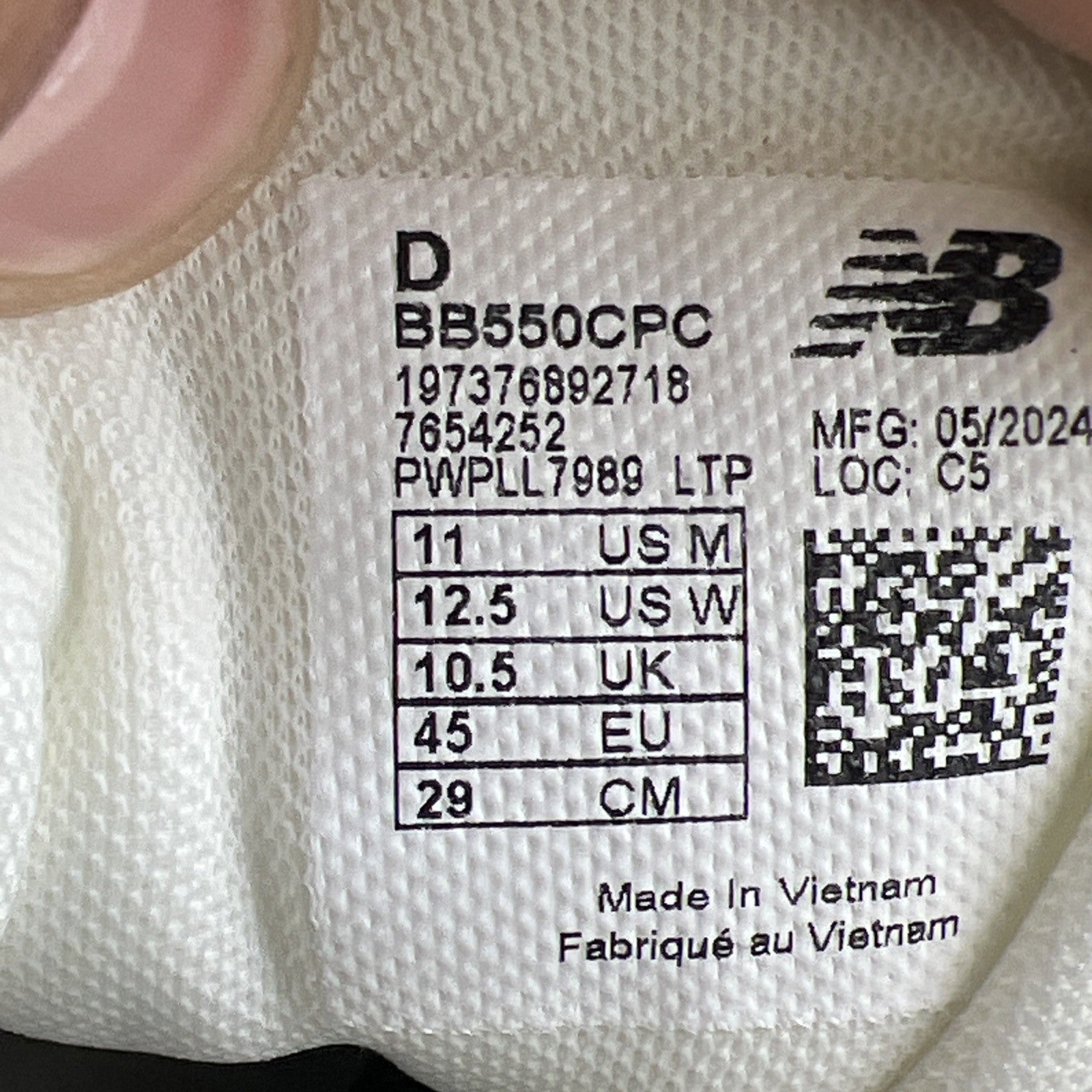 Size 11 - New Balance 550 Sea Salt Pack - Black (BB550CPC)