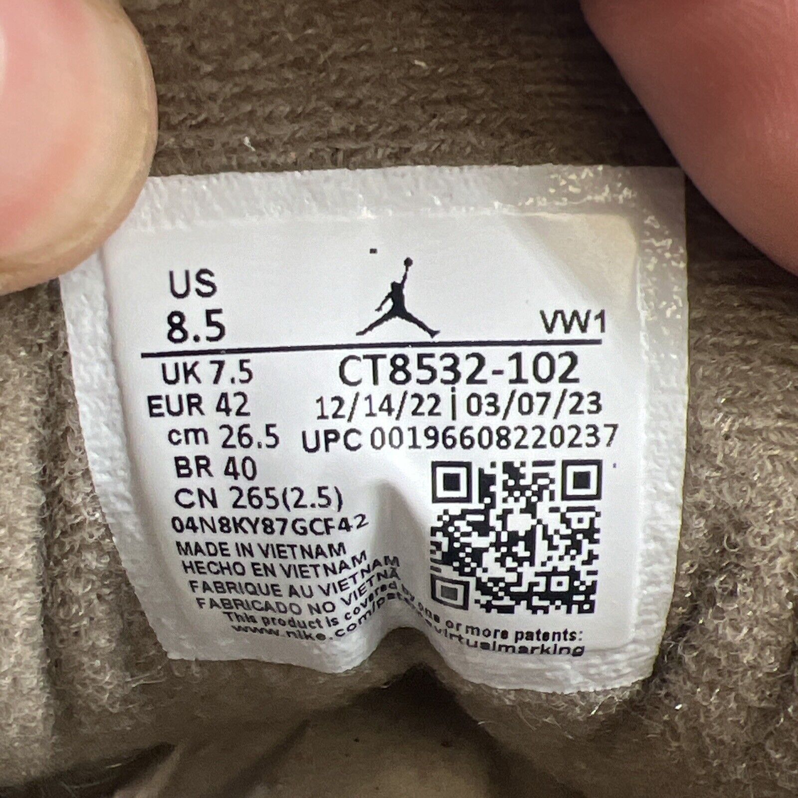 Size 8.5 - Air Jordan 3 Retro Low Palomino (CT8532-102)