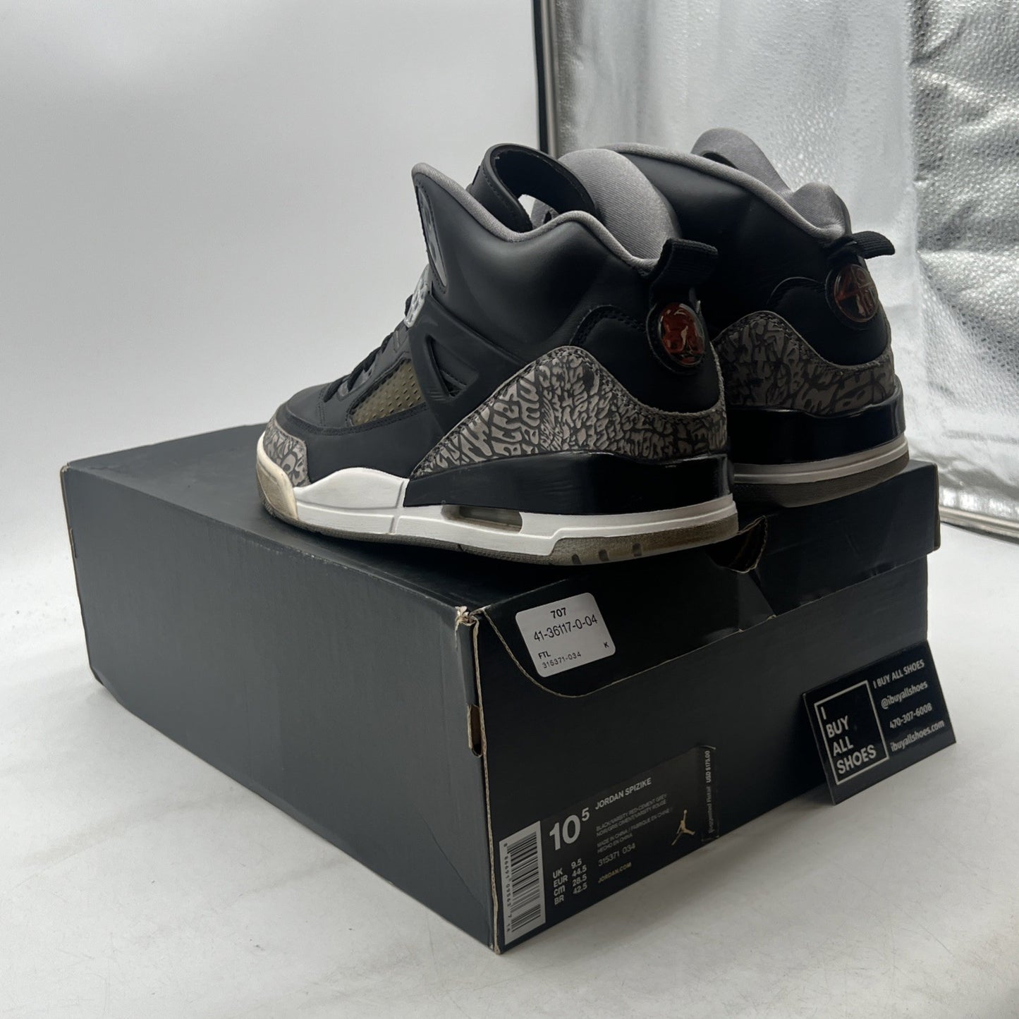 Size 10.5 - Jordan Spizike Black - (315371-034)