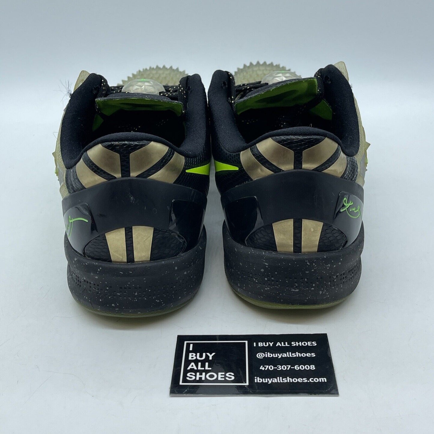 Size 12 - Nike Kobe 8 SS Christmas Suede Leather (639522-001)