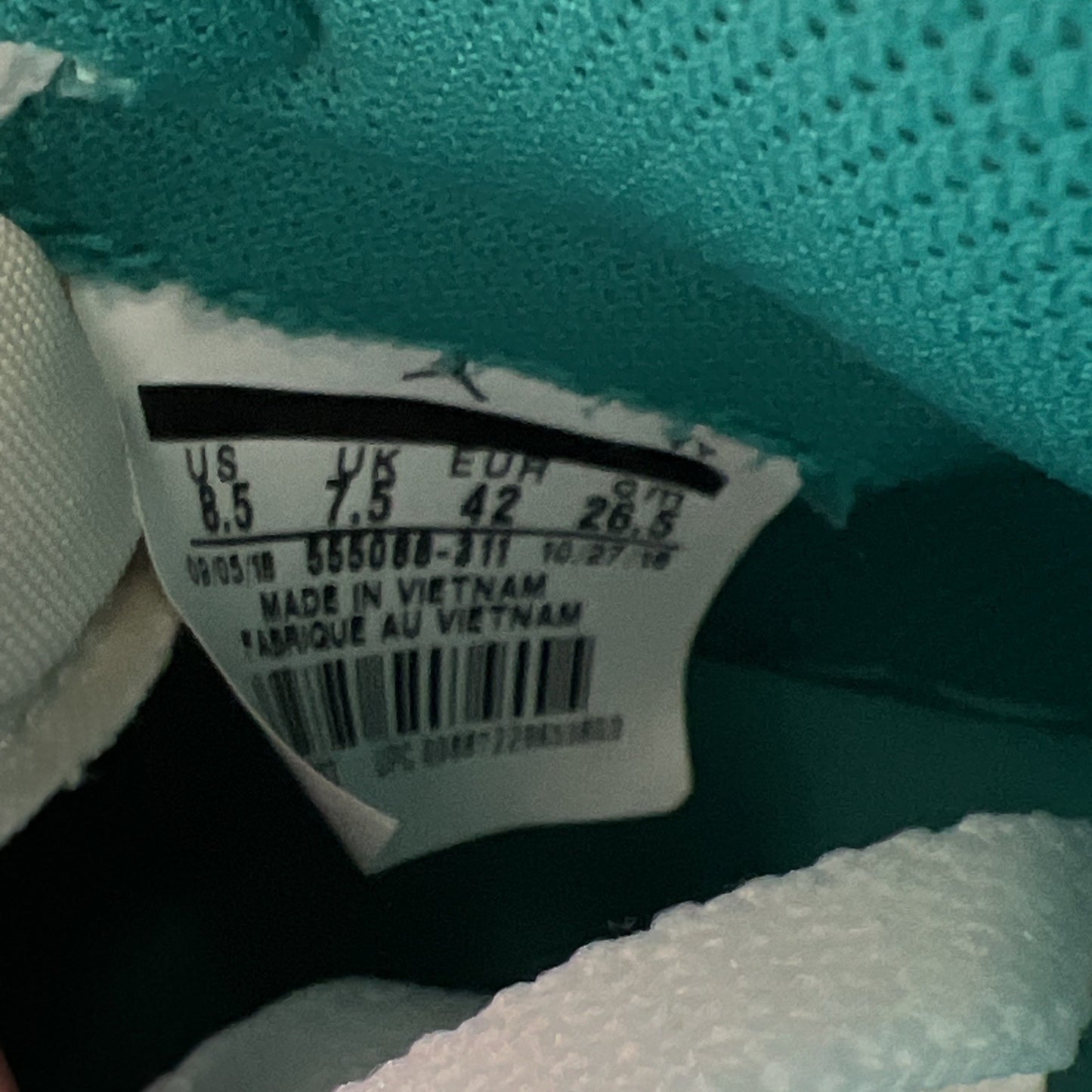 Size 8.5 - Air Jordan 1 Retro OG High Turbo Green (555088-311)