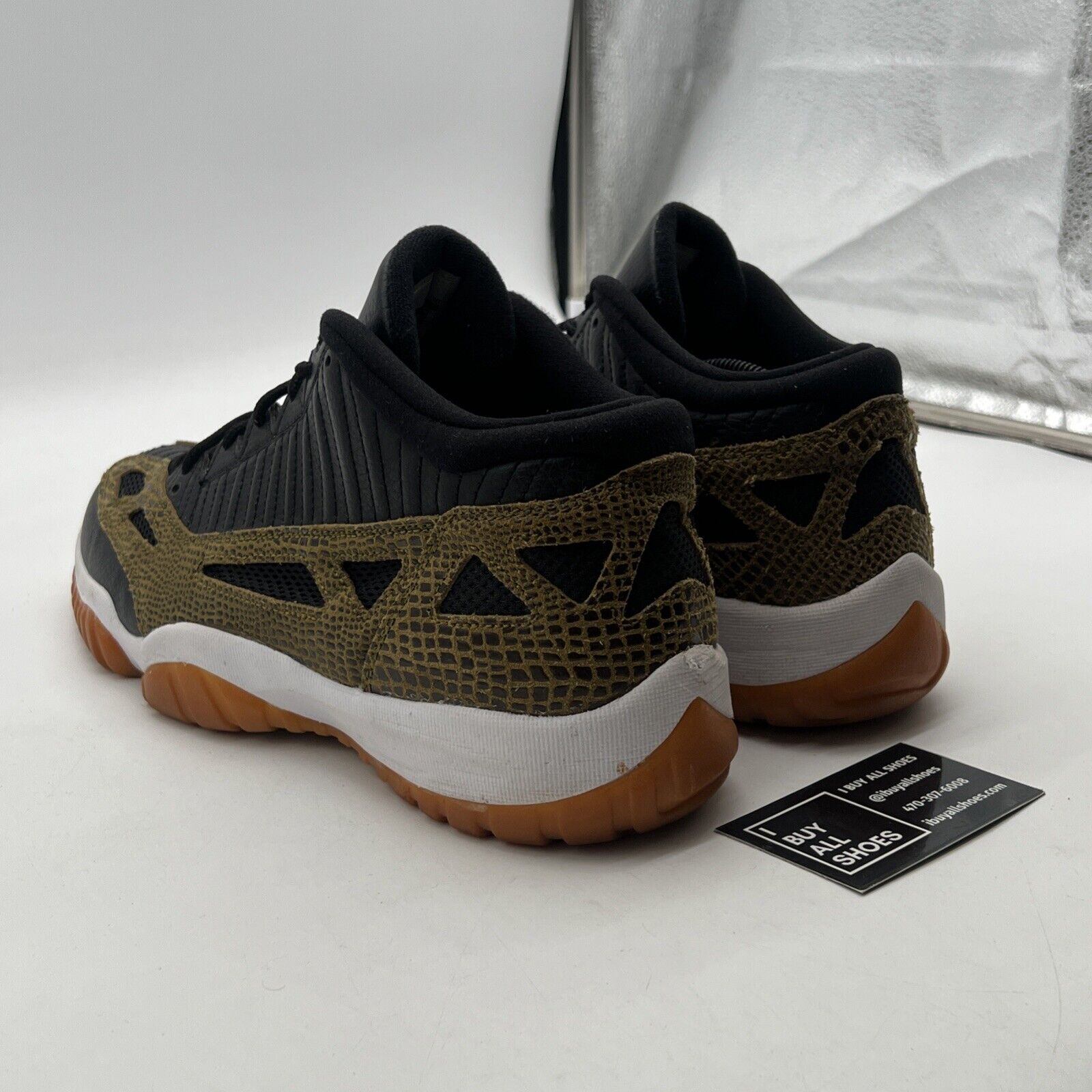 Size 12 - Air Jordan 11 IE Low Croc (306008-013)