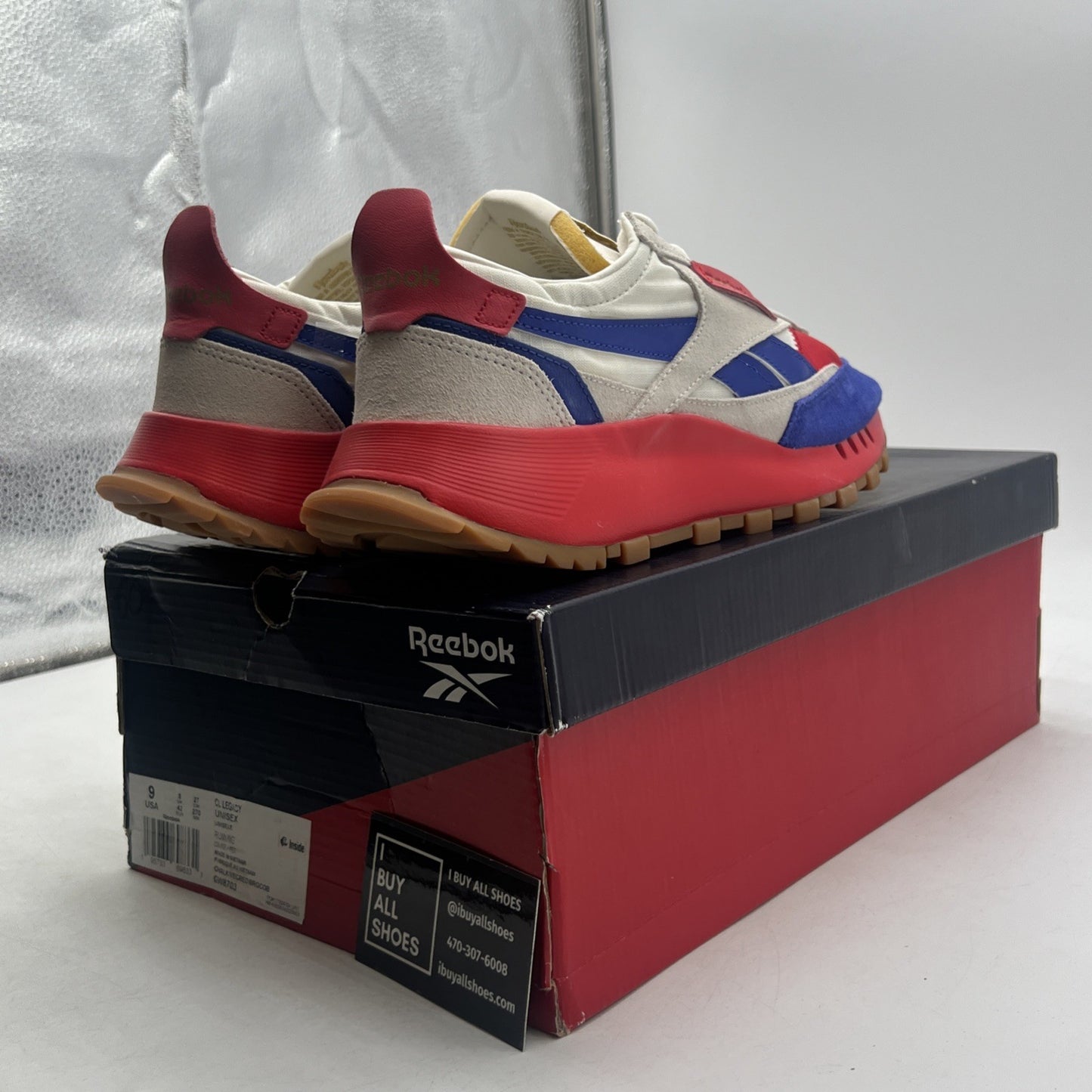 Size 9 - NWT Reebok CL Legacy Classic Men’s Shoes Chalk Red Blue Gold (GW8703)