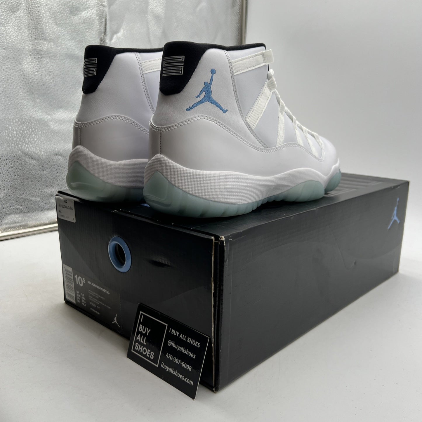 Size 10.5 - Air Jordan 11 Retro High Legend Blue (378037-117)