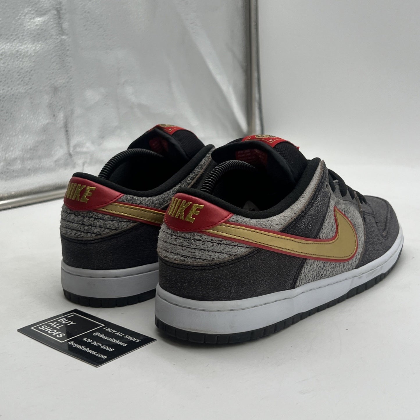 Size 9.5 - Nike Dunk Premium SB QS Low Beijing (504750-077)