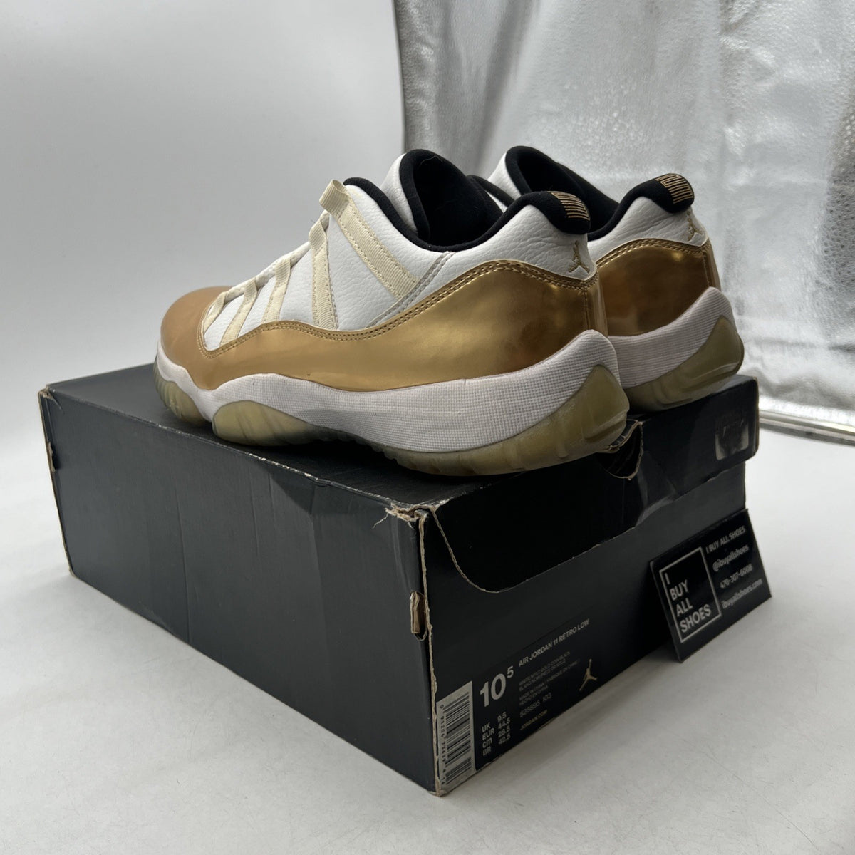 Size 10.5 - Air Jordan 11 Retro Low Closing Ceremony (528895-103)