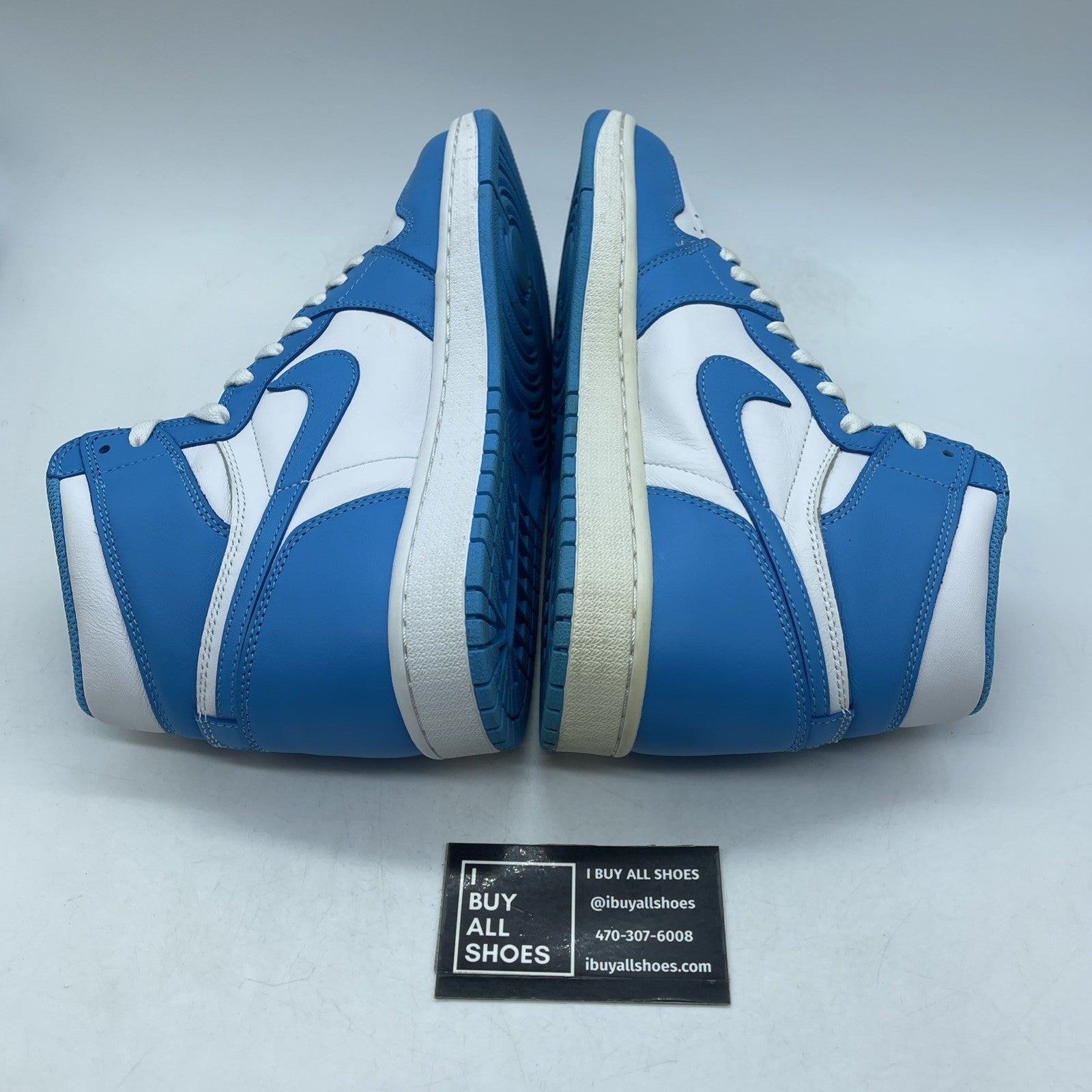 Size 9 - Air Jordan 1 Retro High OG UNC 2015 (555088-117)