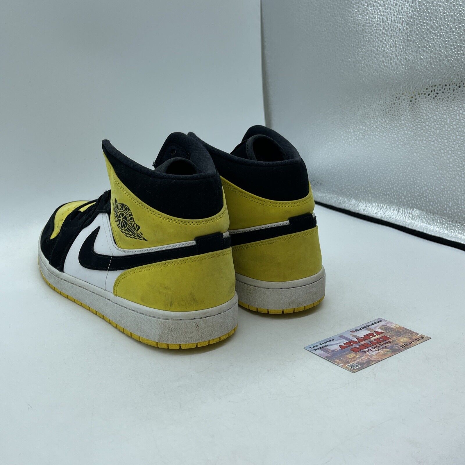 Size 11.5 - Air Jordan 1 SE Mid Yellow Toe Black White (852542-071)