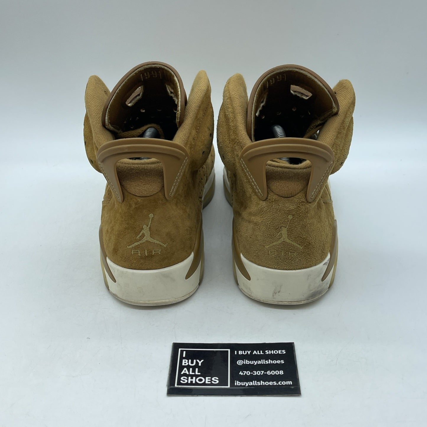 Size 9.5 - Air Jordan 6 Retro Wheat Brown White Suede (384664-705)