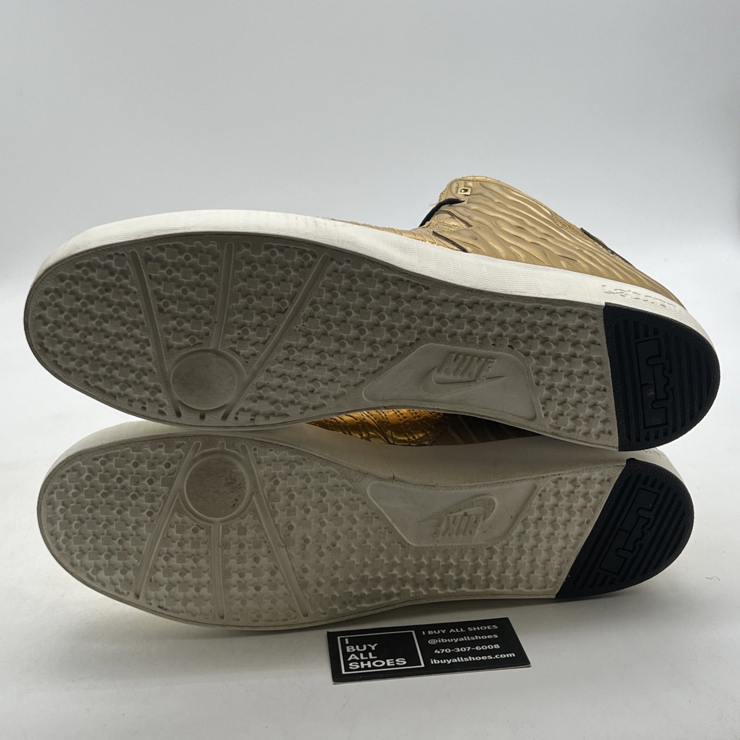 Size 13 - Nike LeBron 11 NSW Lifestyle QS Black History Month (649396-700)