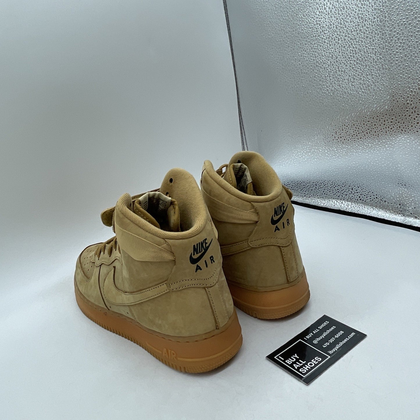Size 10 - Nike Air Force 1 '07 LV8 WB High Flax Brown Suede (882096-200)