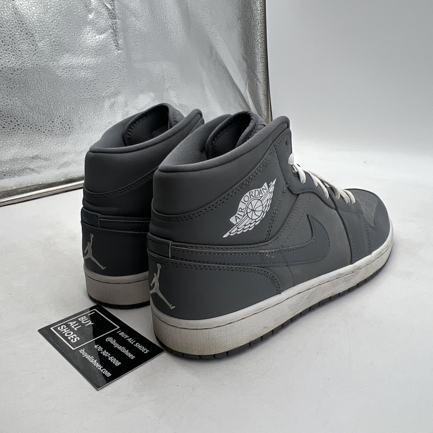 Size 9.5 - Air Jordan 1 Retro Mid Cool Grey (554724-014)