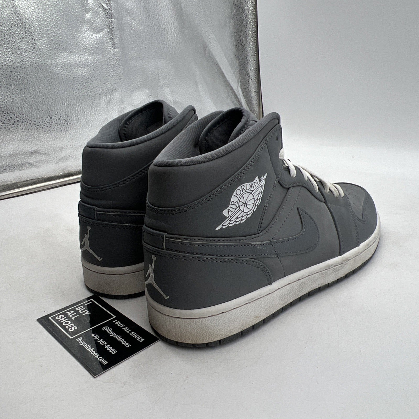 Size 9.5 - Air Jordan 1 Retro Mid Cool Grey (554724-014)