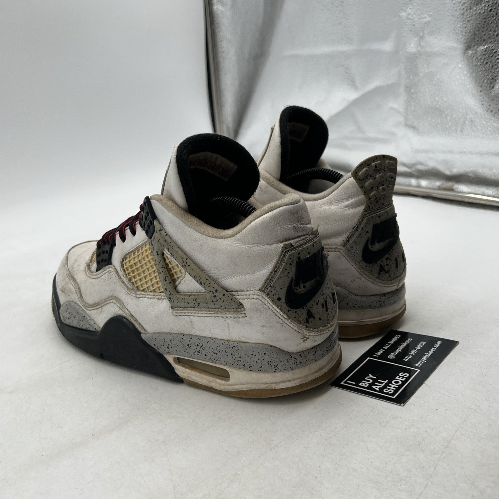 Size 8 - Air Jordan 4 Retro OG Mid White Cement (840606-192)