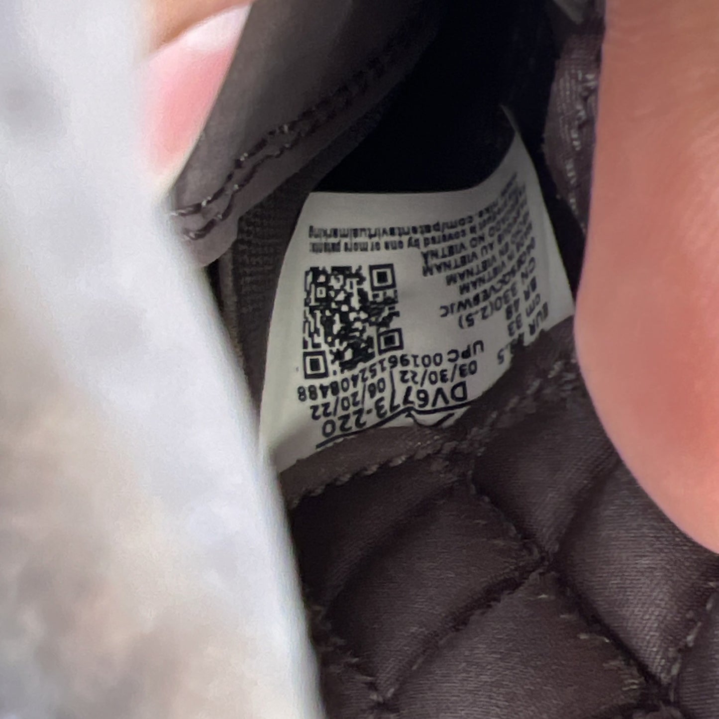 Size 15 - Air Jordan 4 Retro x A Ma Maniere Mid Violet Ore (DV6773-220)