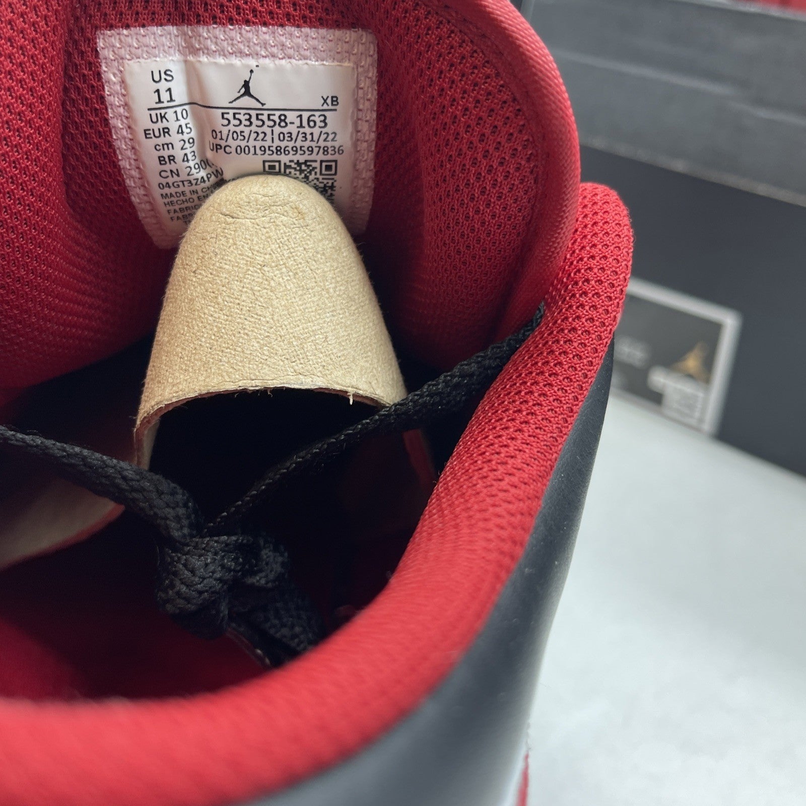 Size 11 - Air Jordan 1 Low Bred Toe (553558-612)