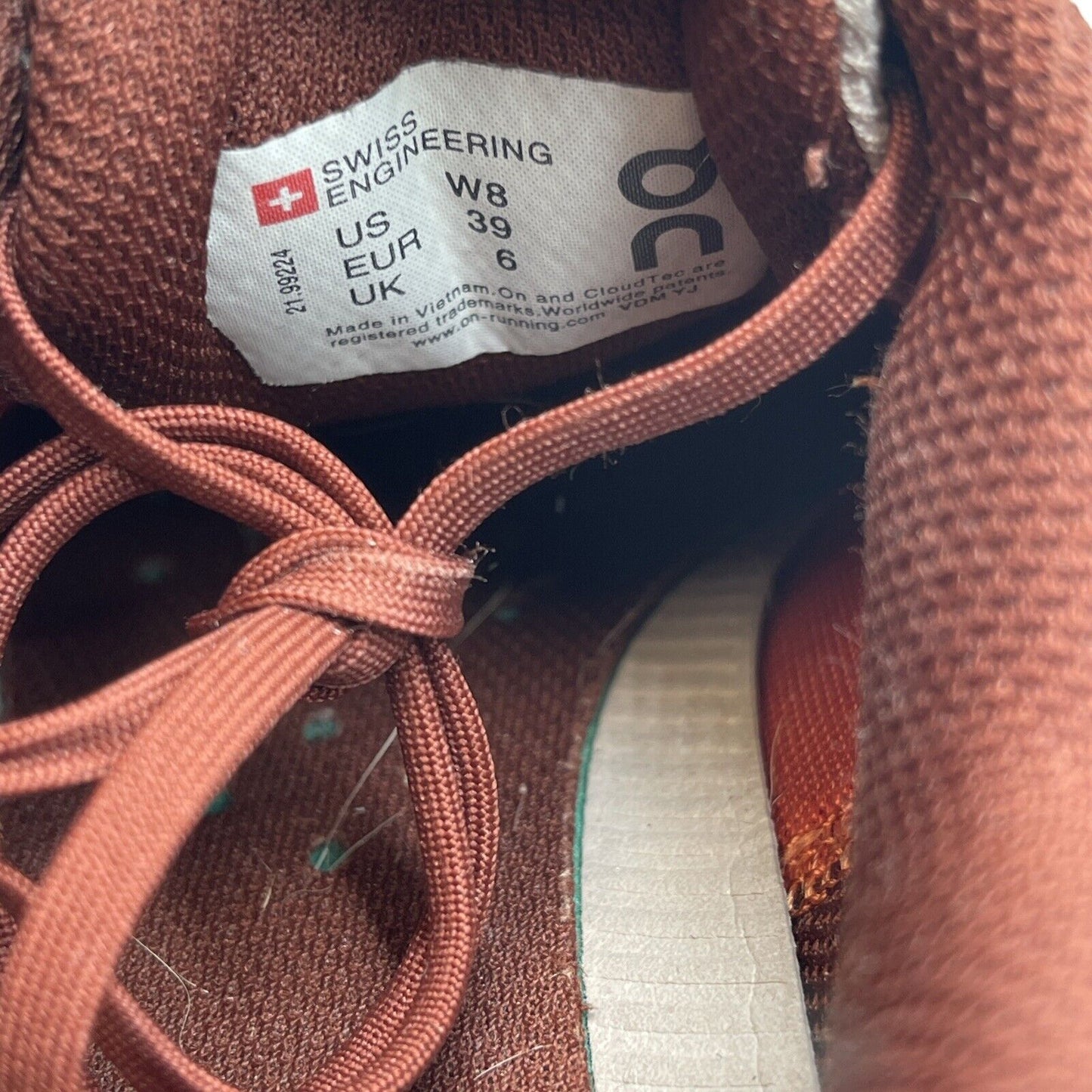Size 8W - On cloud Cloudflyer 3 Orange Red Grey White Suede