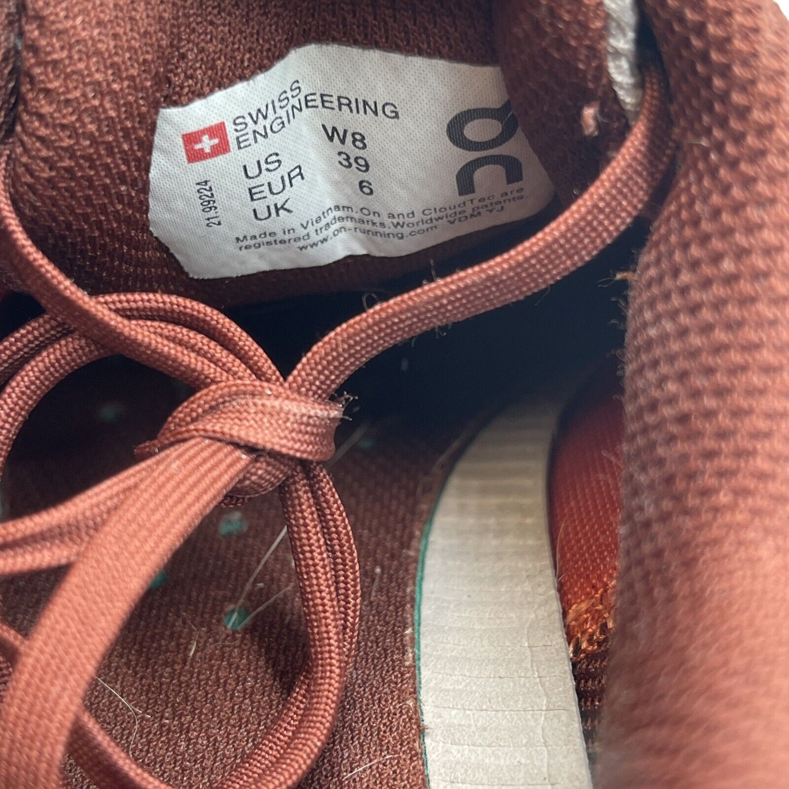 Size 8W - On cloud Cloudflyer 3 Orange Red Grey White Suede