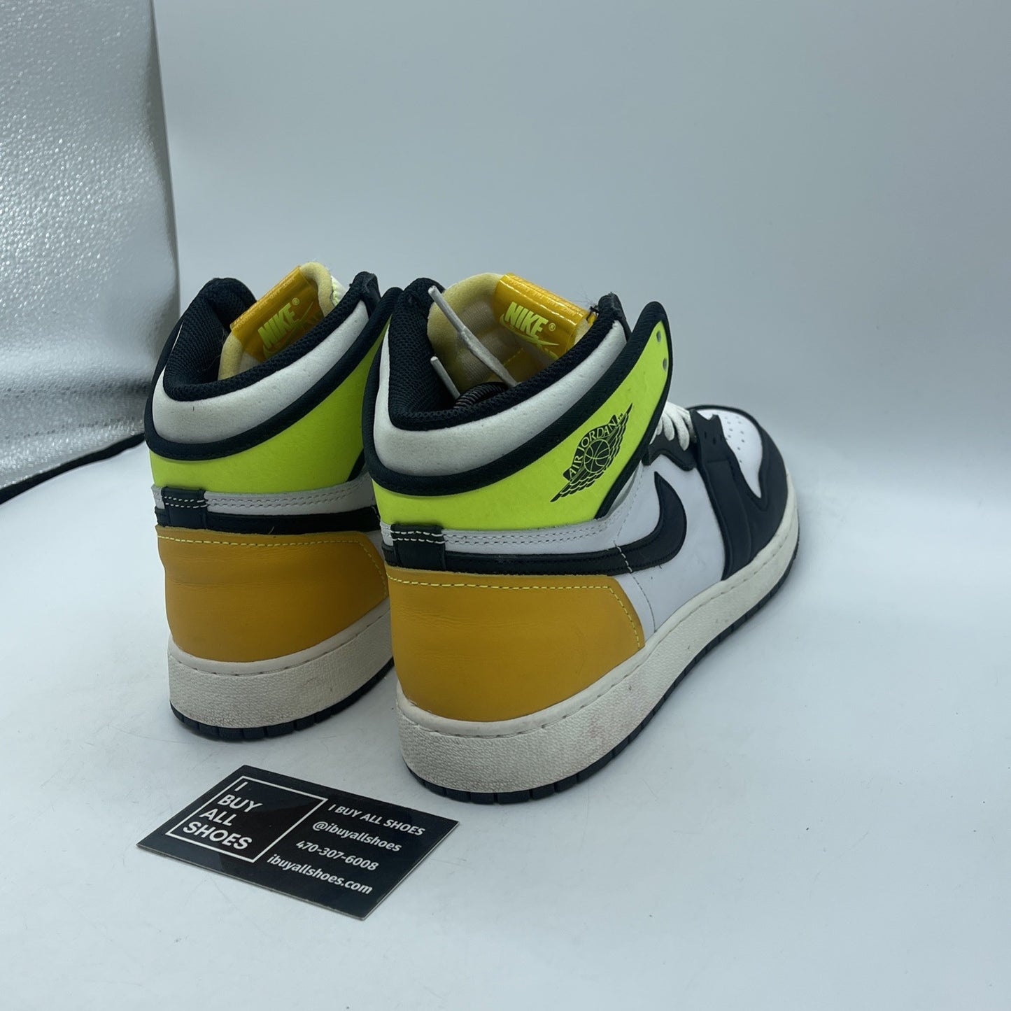 Size 7Y- Jordan 1 Retro High OG Volt White Black Leather (575441-118)