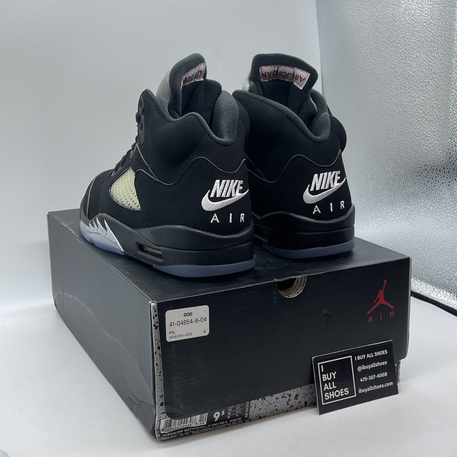 Size 9.5 - Jordan 5 OG Mid Metallic Silver Black Suede (845035-003)