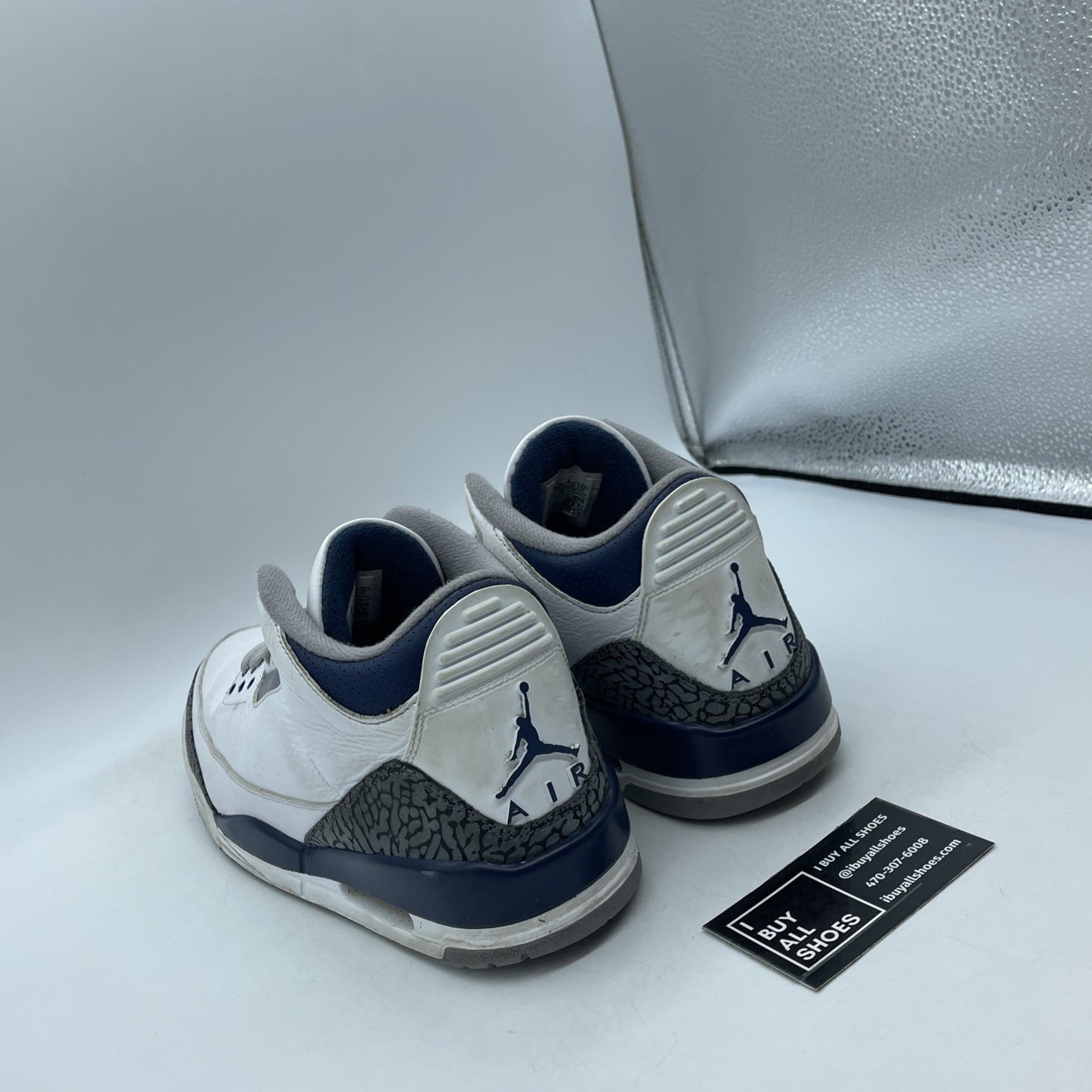 Size 9 - Air Jordan 3 Retro Midnight Navy (CT8532-140)