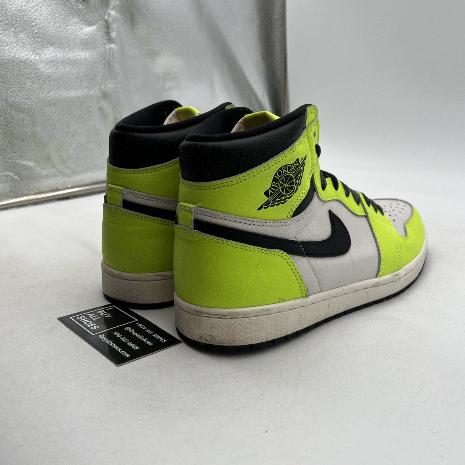 Size 10.5 - Air Jordan 1 Retro High OG Visionaire (555088-702)