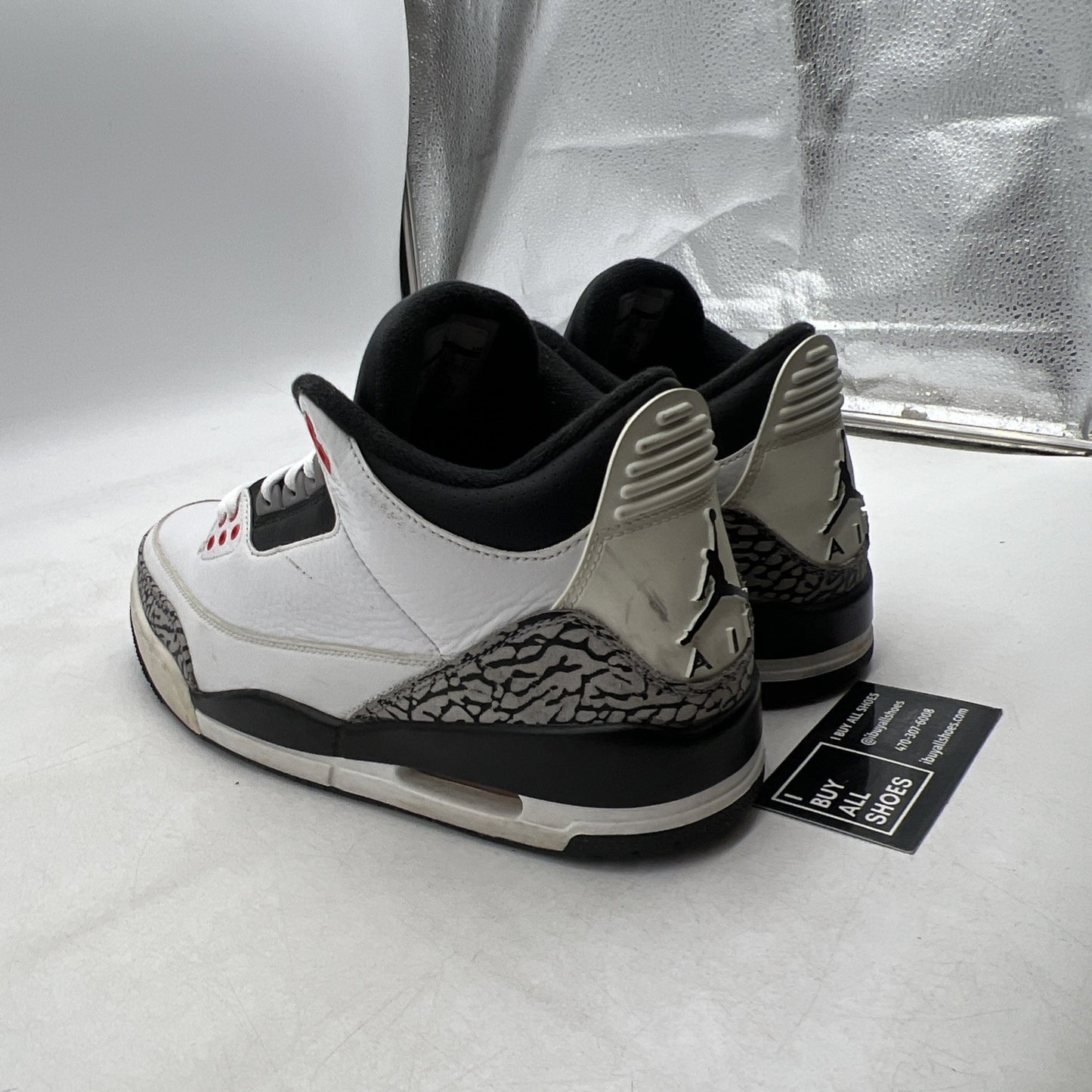 Size 9 - Air Jordan 3 Retro Infrared 23 (136064-123)