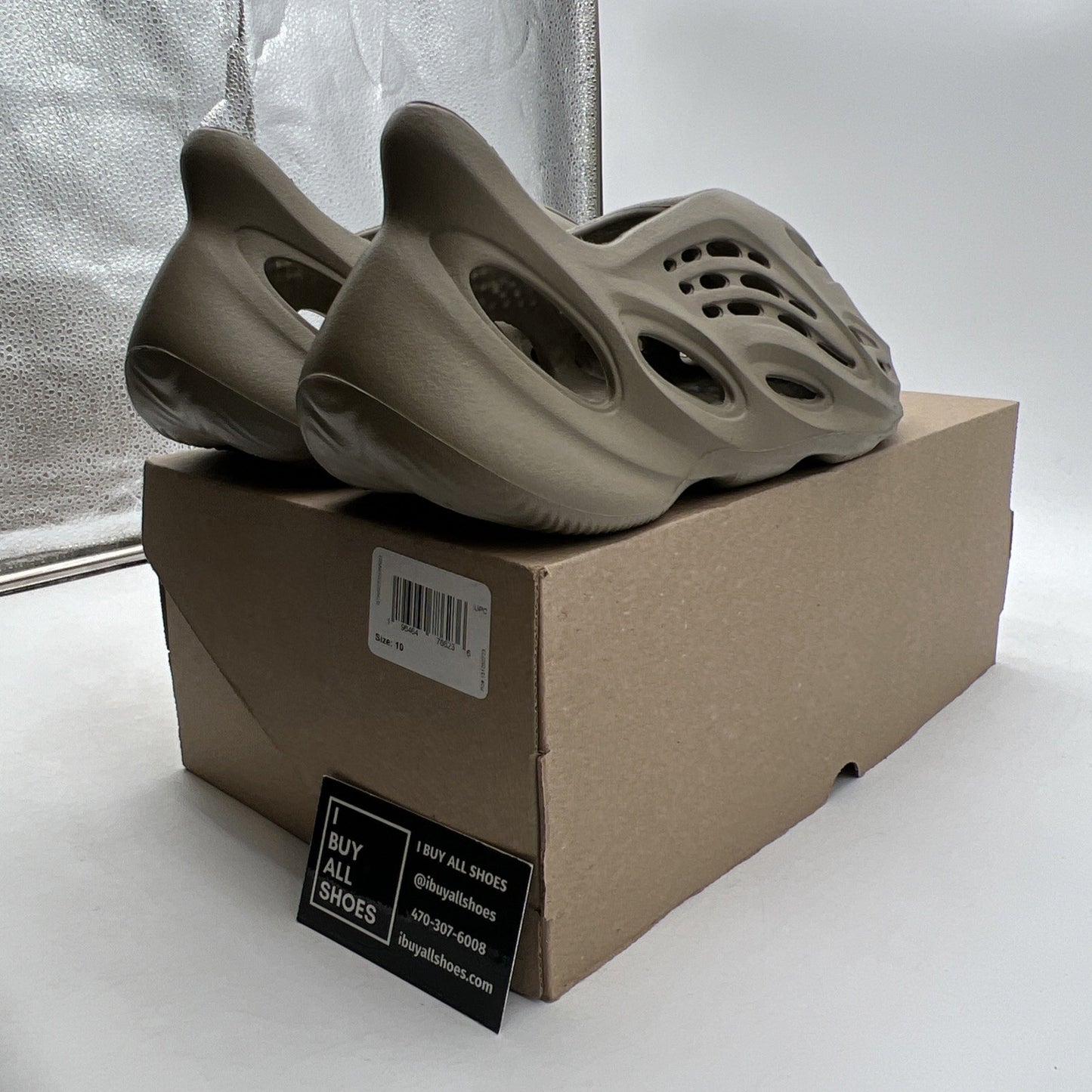 Size 10 - Adidas YEEZY Foam RNR "Stone Taupe" (ID4752)