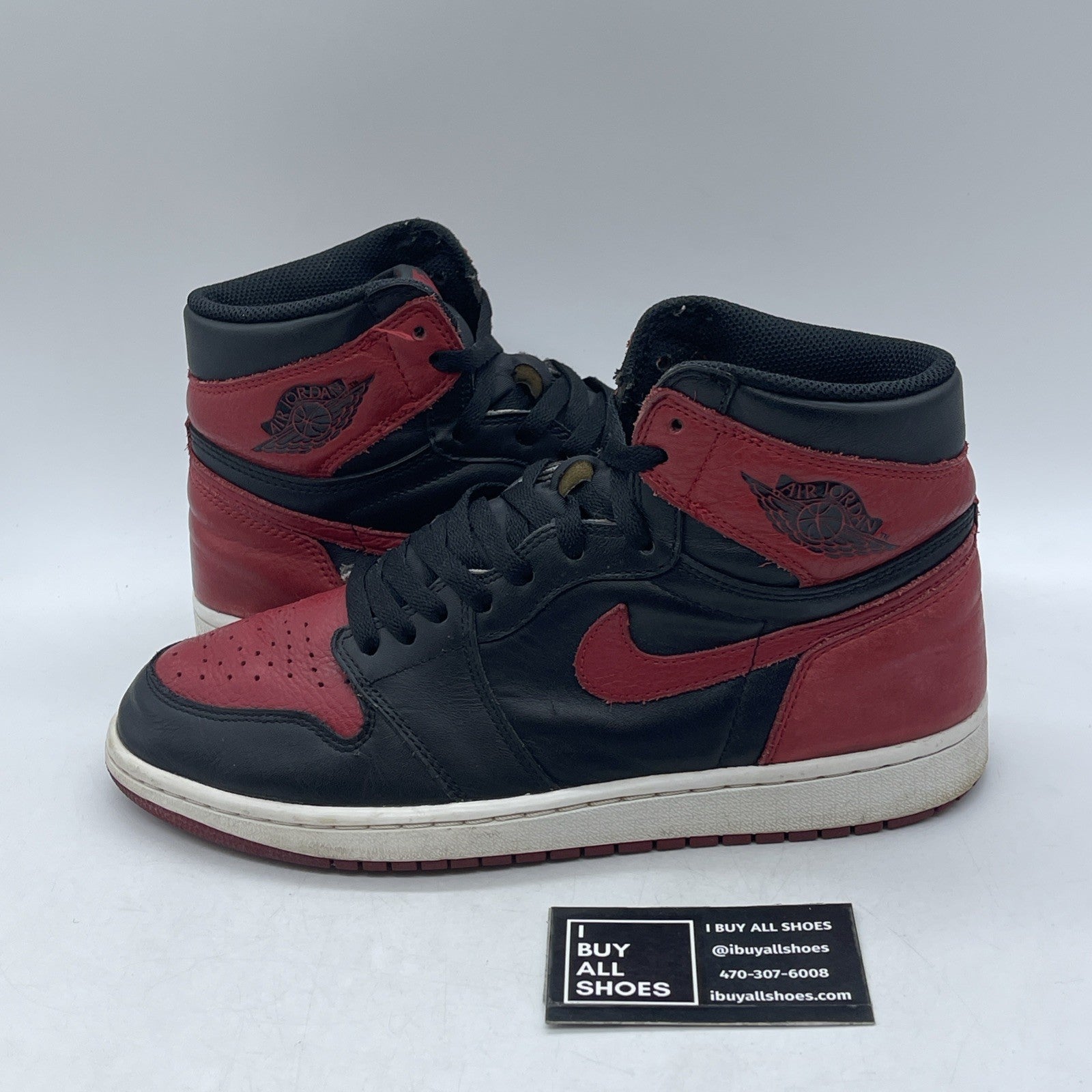 Size 9.5 - Air Jordan 1 Retro OG High Banned Bred (555088-001)