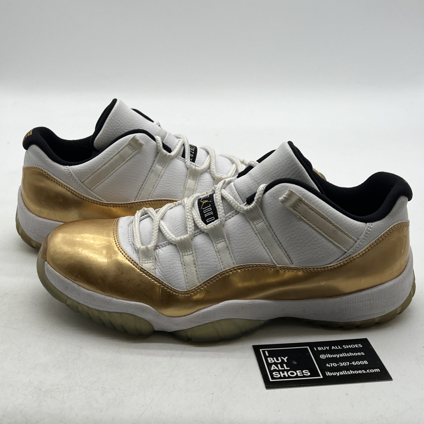 Size 10.5 - Air Jordan 11 Retro Low Closing Ceremony (528895-103)