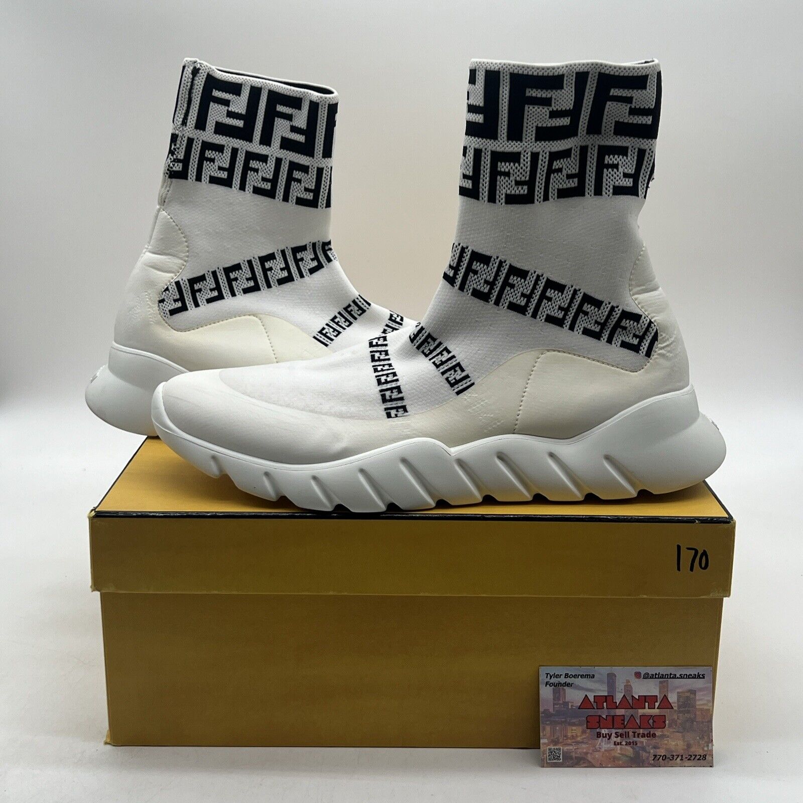 Size 9 - Fendi sneakers white and black