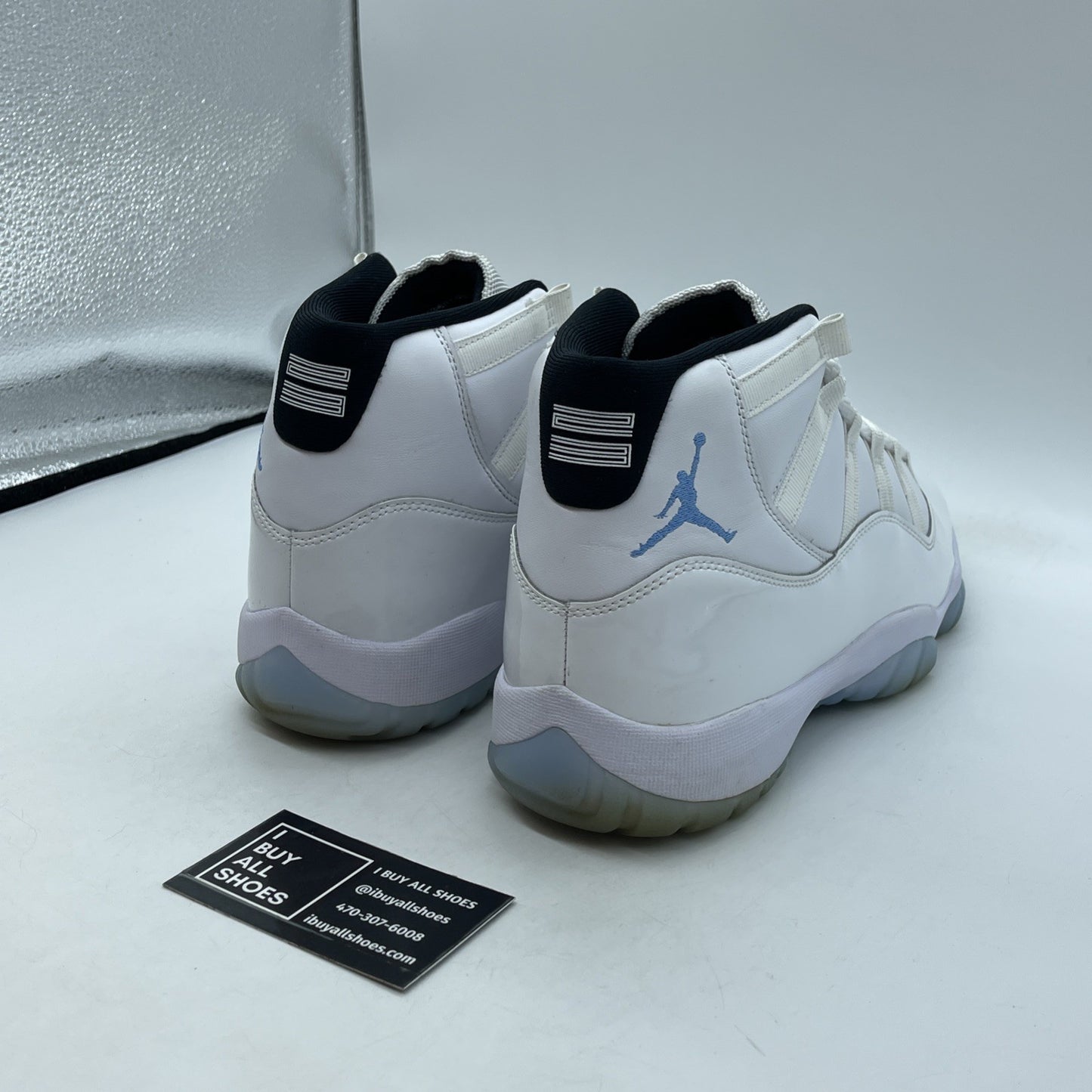 Size 9.5 - Air Jordan 11 Retro 2024 Legend Blue Columbia White (CT8012-104)