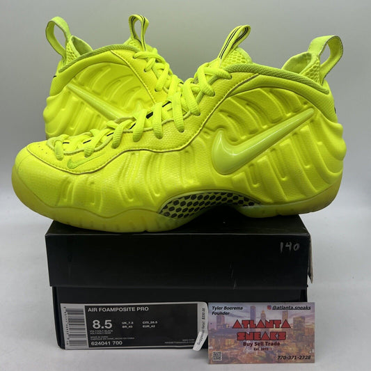 Size 8.5 - Nike Air Foamposite Pro Volt 2014 Black (624041-700)