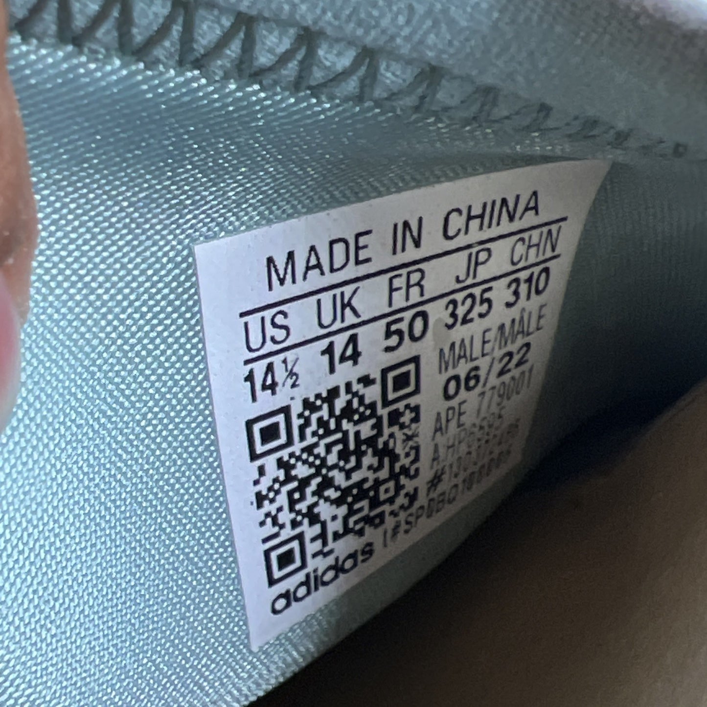 Size 14.5 - adidas Yeezy Quantum Hi-Res Coral (HP6595)