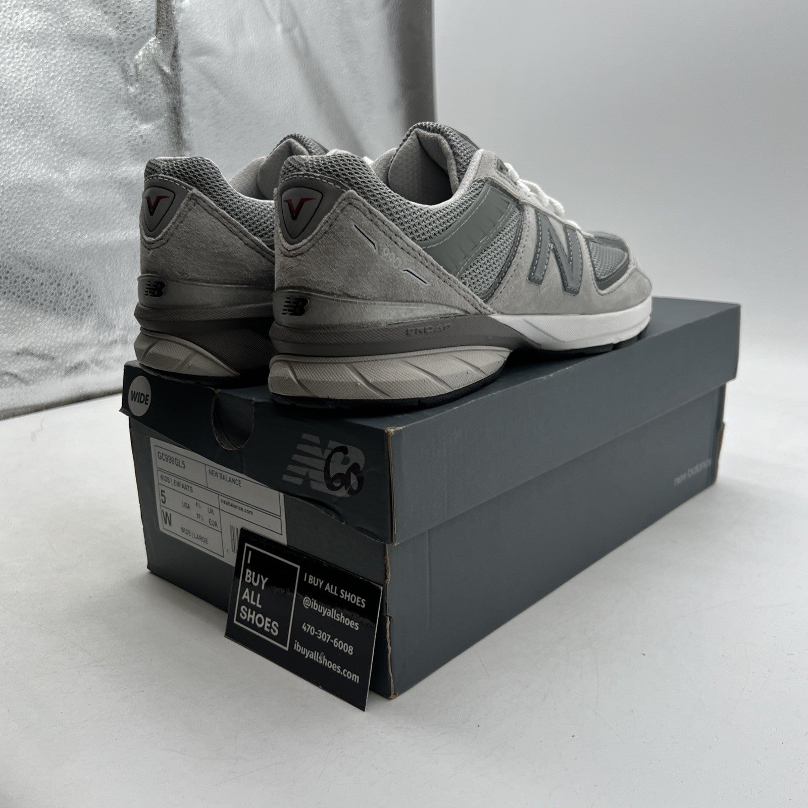 Size 5 - New Balance 990v5 Athletic Comfort Running Shoes (GC990GL5)