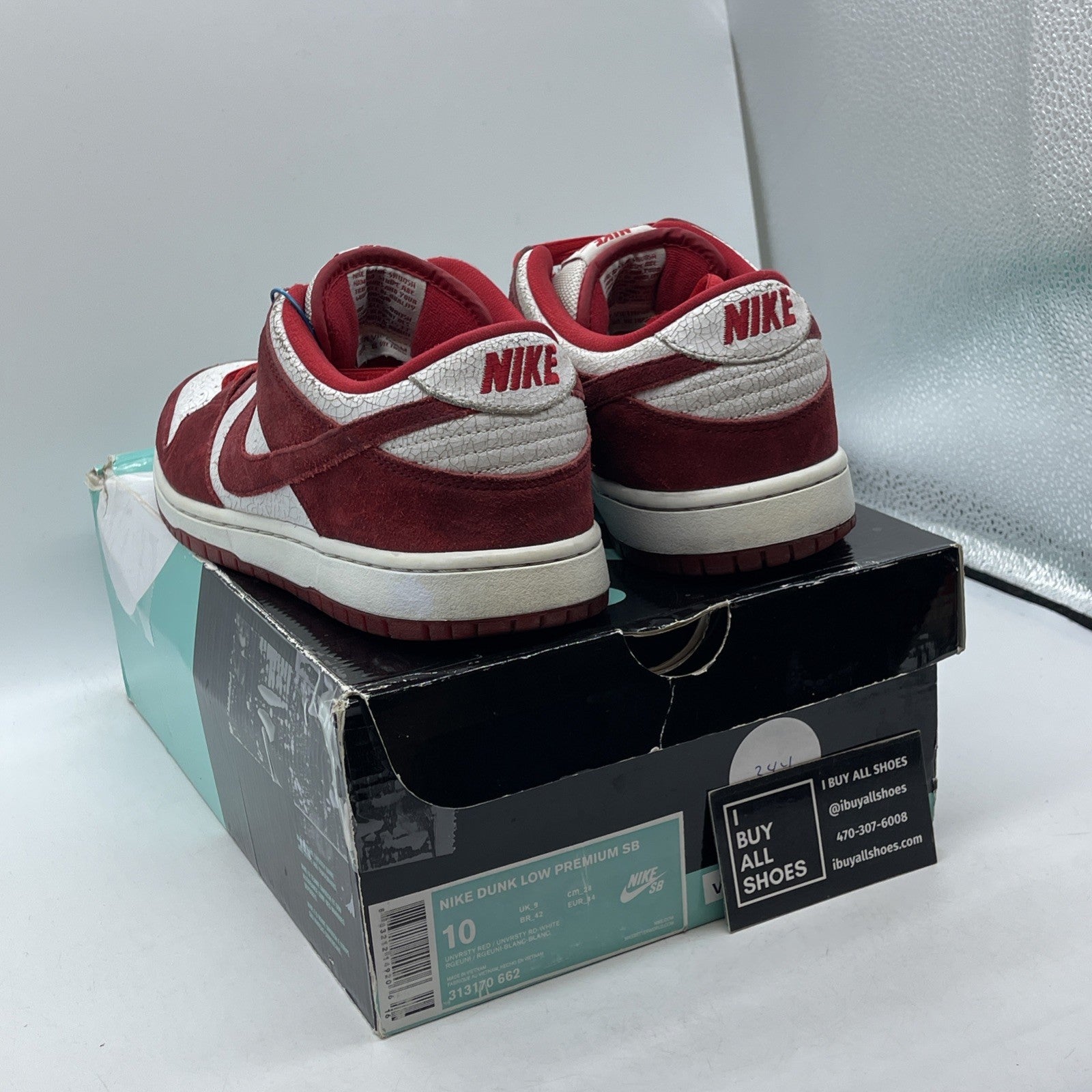 Size 10 - Nike Dunk Premium SB Low Valentine's Day 2014 Suede (313170-662)