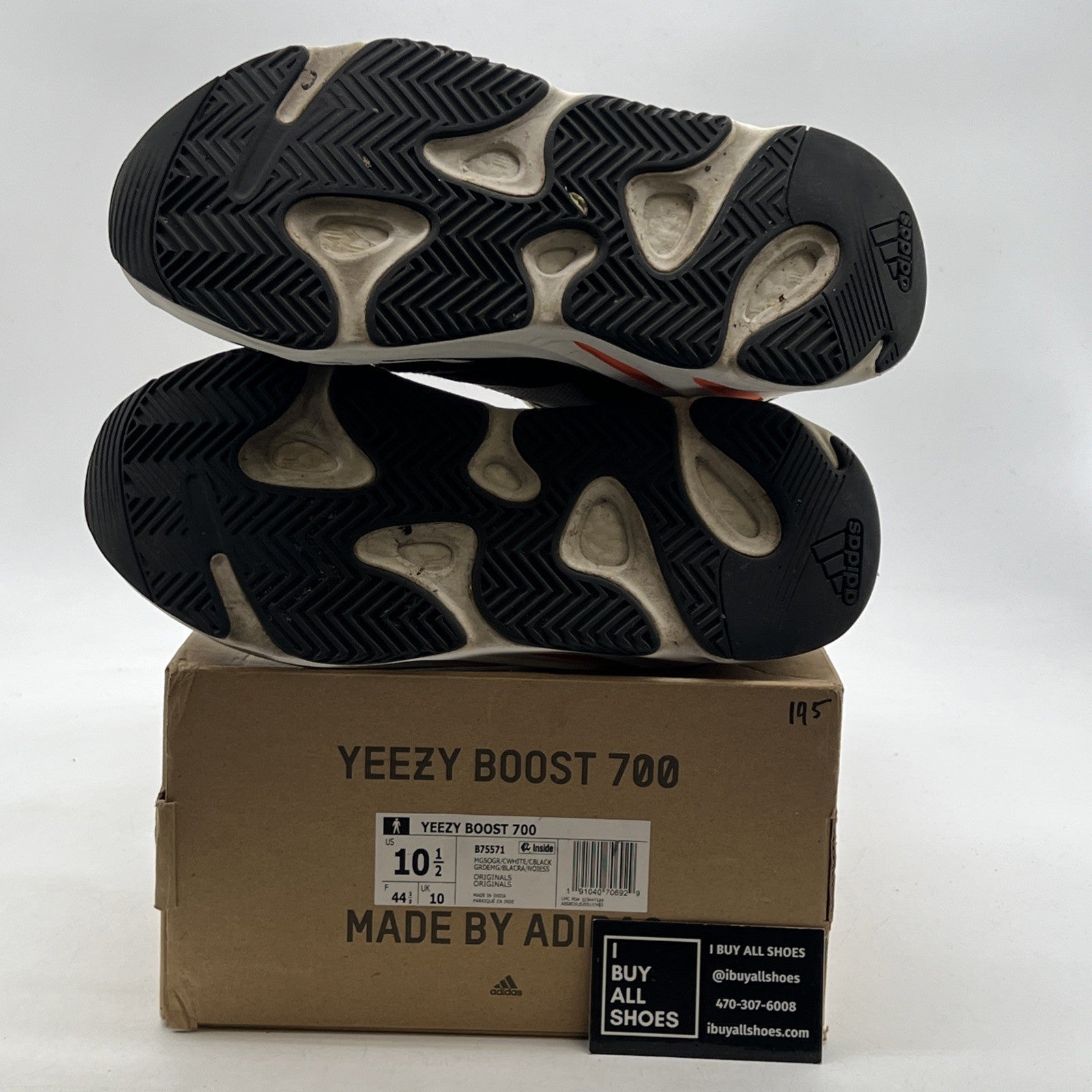 Size 10.5 - adidas Yeezy Boost 700 Low Wave Runner (B75571)