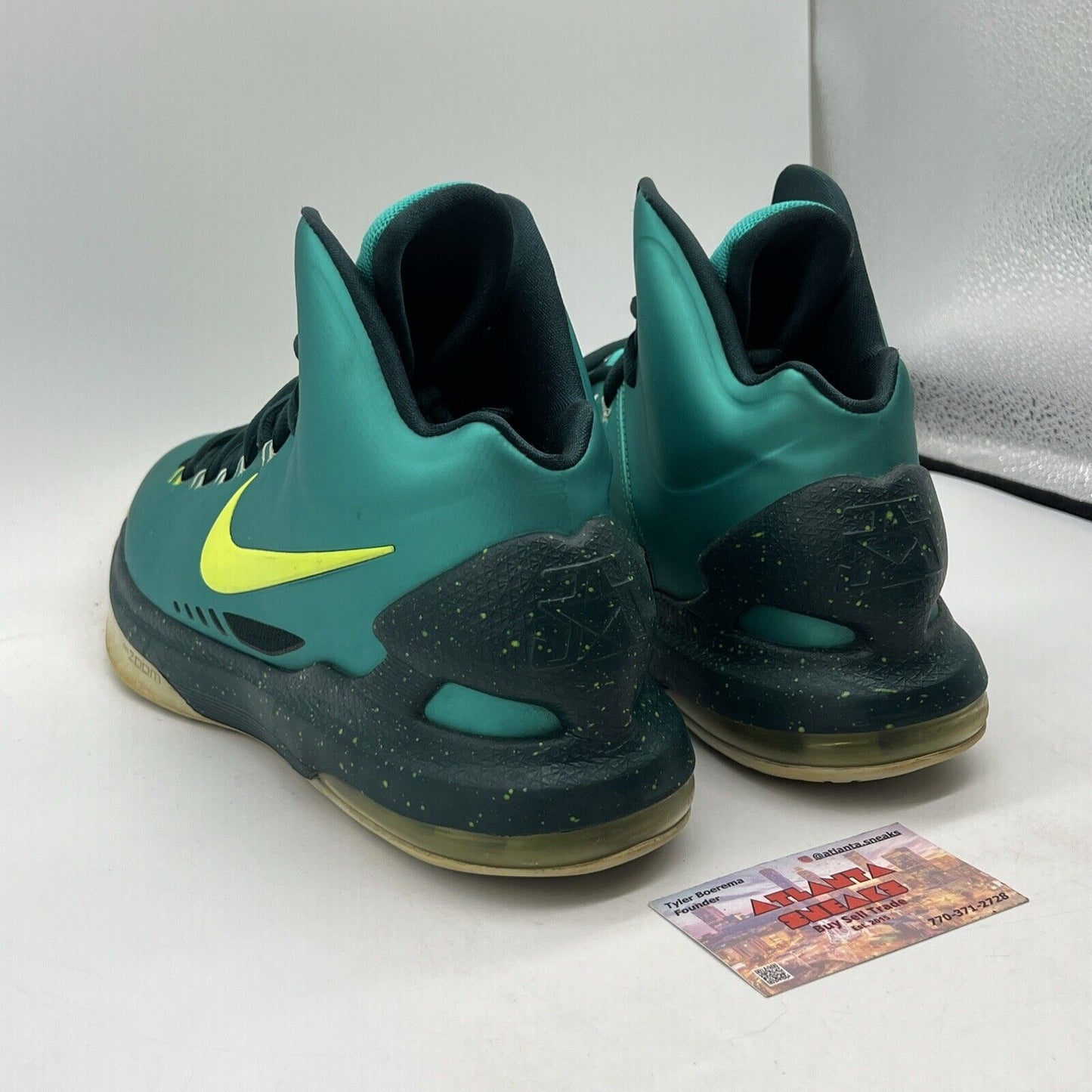 Size 11.5 - Nike KD 5 Hulk - 554988-300 Green (554988-300)