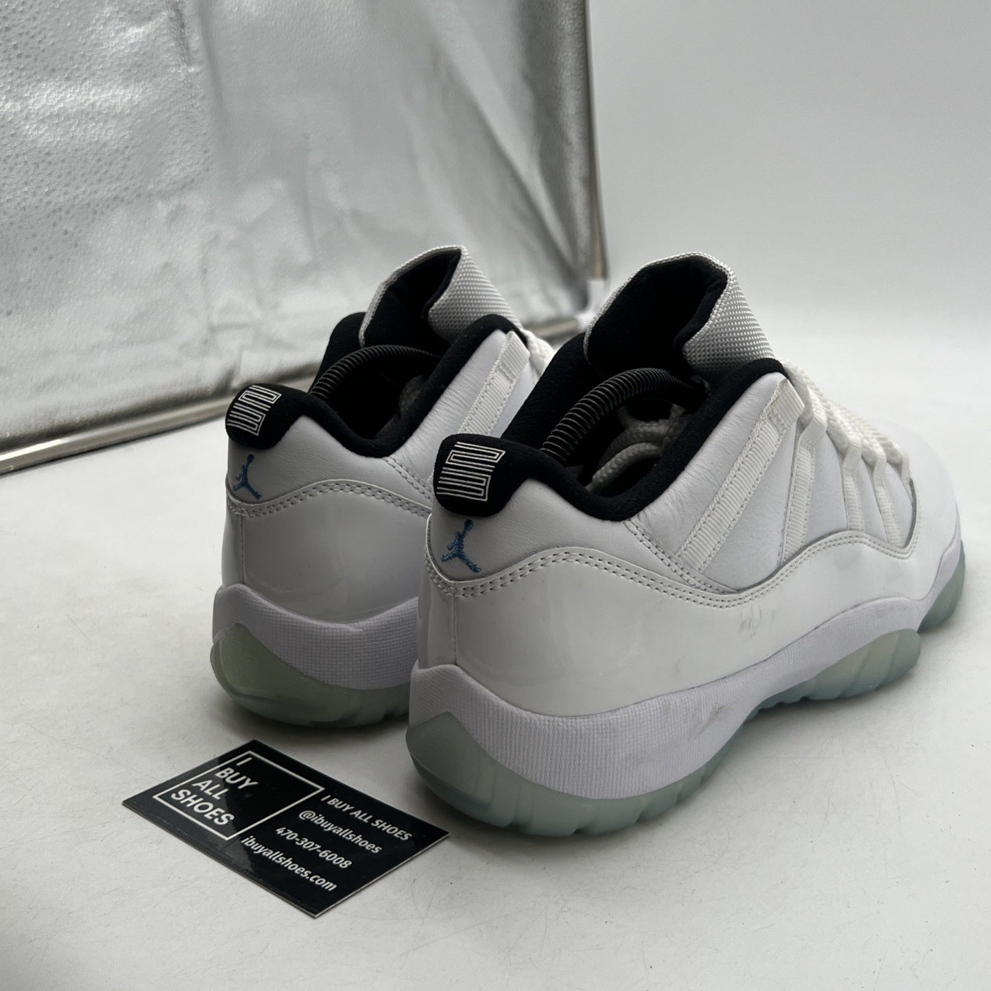 Size 9 - Air Jordan 11 Retro Low Legend Blue (AV2187-117)