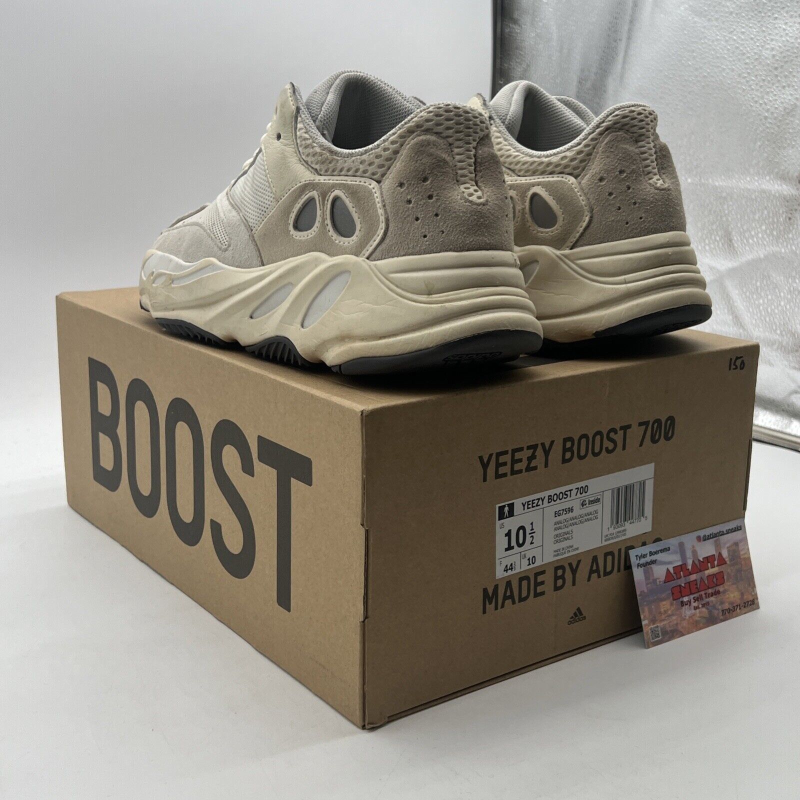 Size 10.5 - Adidas Yeezy Boost 700 Low Analog (EG7596)