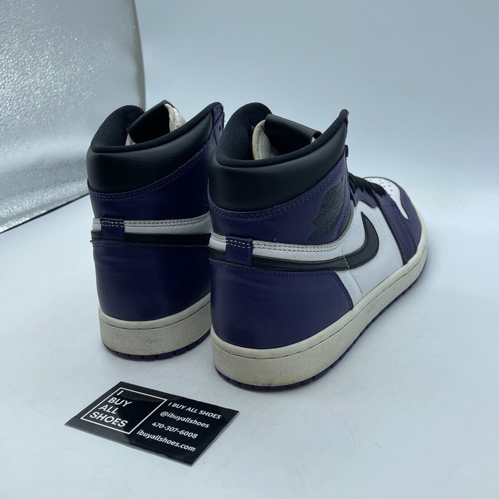 Size 9.5 - Jordan 1 Retro OG High Court Purple 2.0 White Black (555088-500)