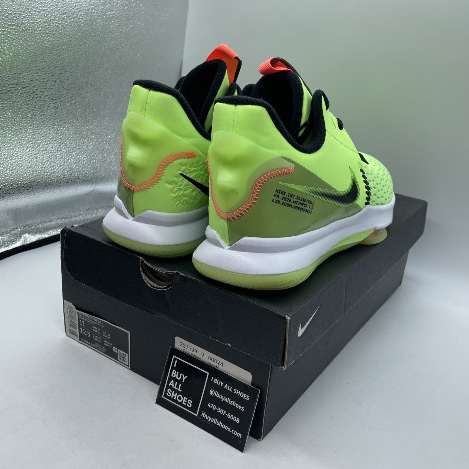 Size 11 - Nike LeBron Witness 5 Grinch (CQ9380-300)