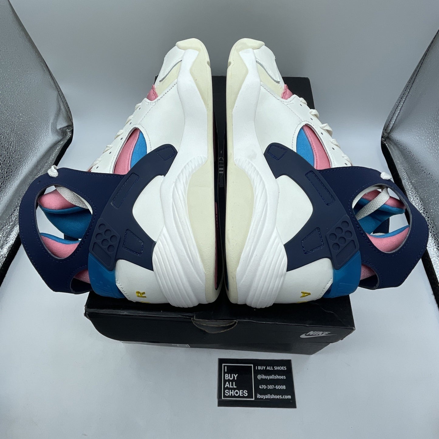 Size 10.5 - Nike Air Flight Huarache Nike Gear (FD0183-102)