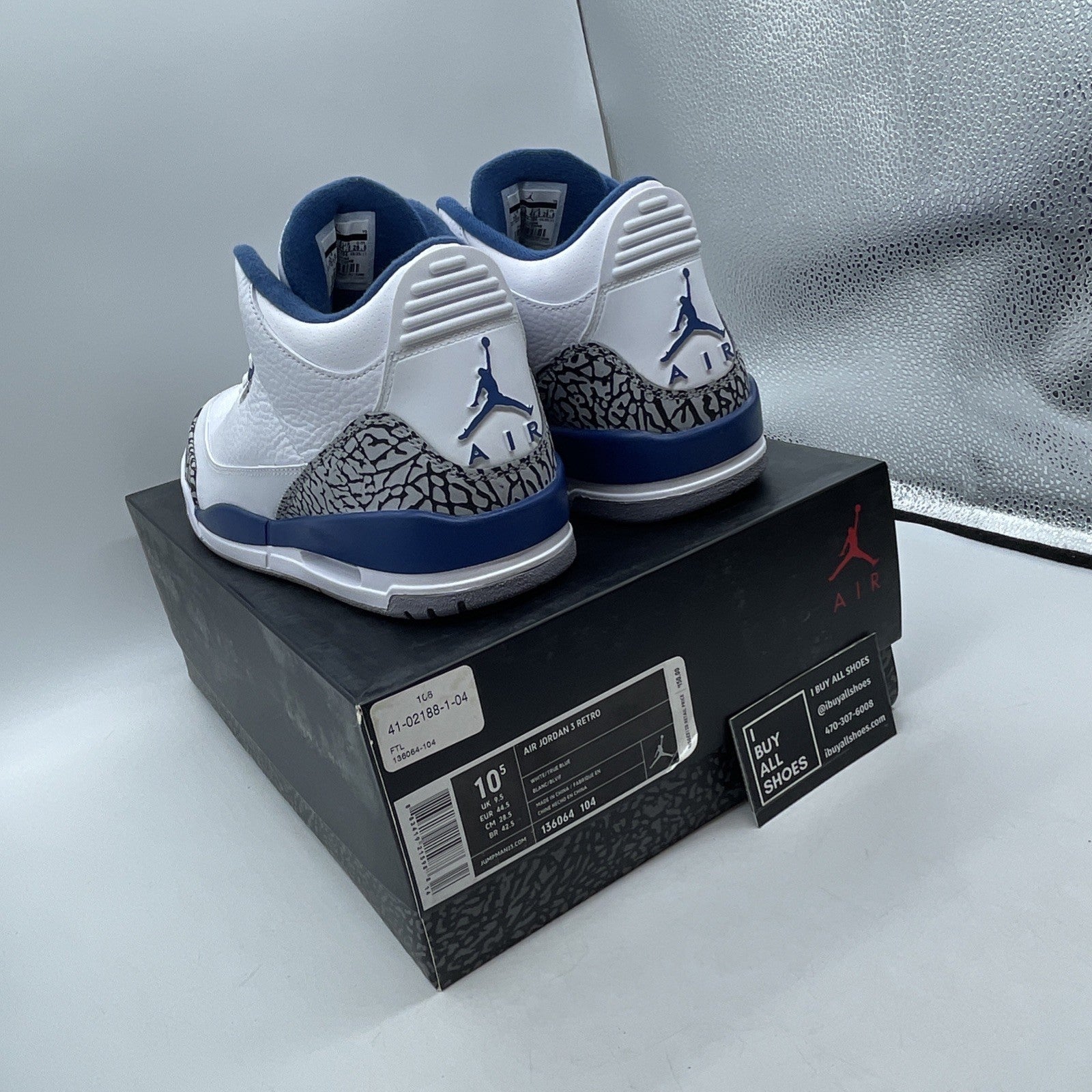 Size 10.5 - Air Jordan 3 Retro 2011 True Blue (136064-104)