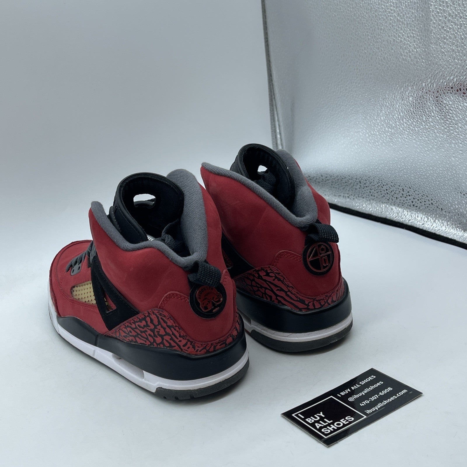 Size 9 - Jordan Spizike Toro Bravo Red Black Suede (315371-601)