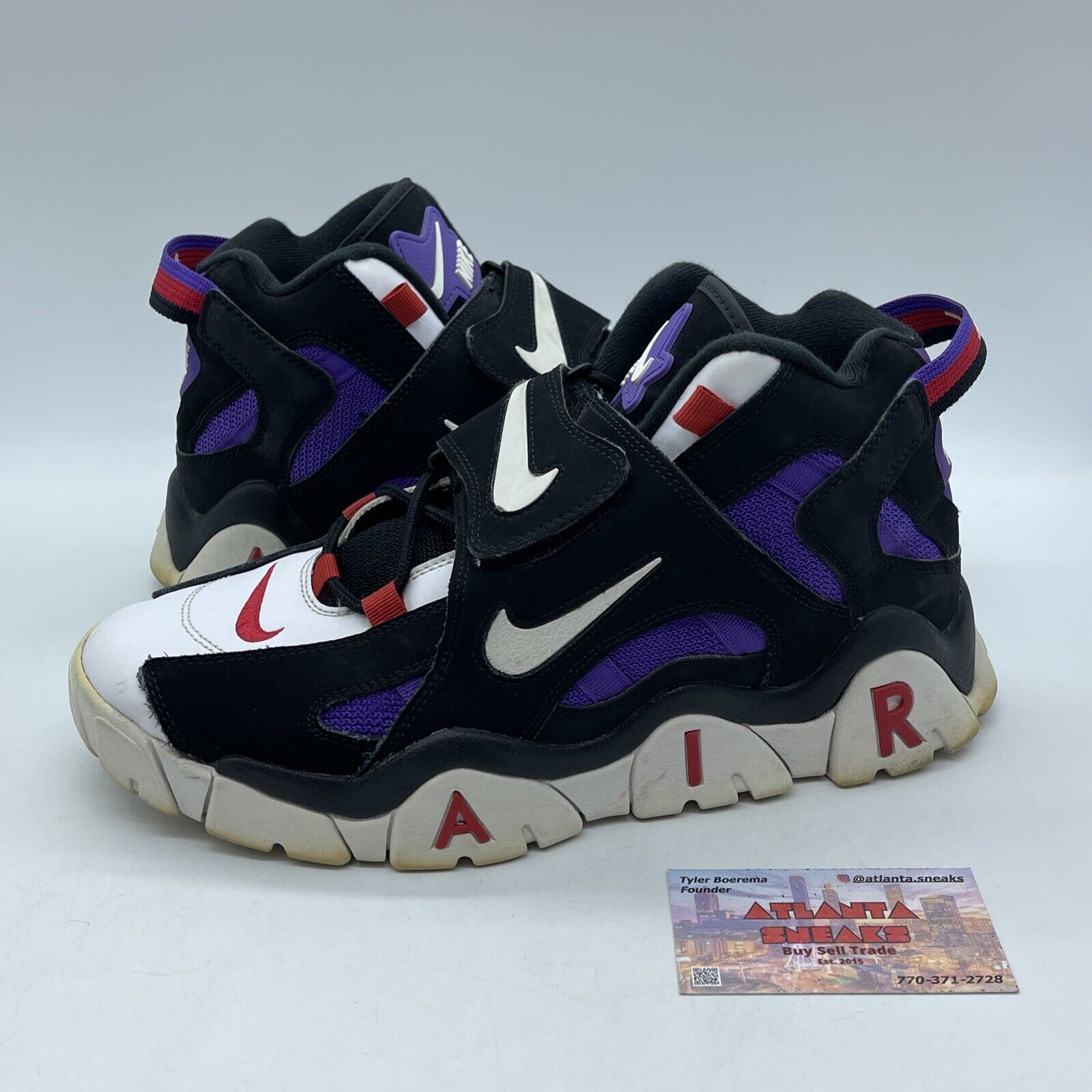 Size 10 - Nike Air Barrage Mid Raptors Purple Black Suede Leather (CD9329-001)