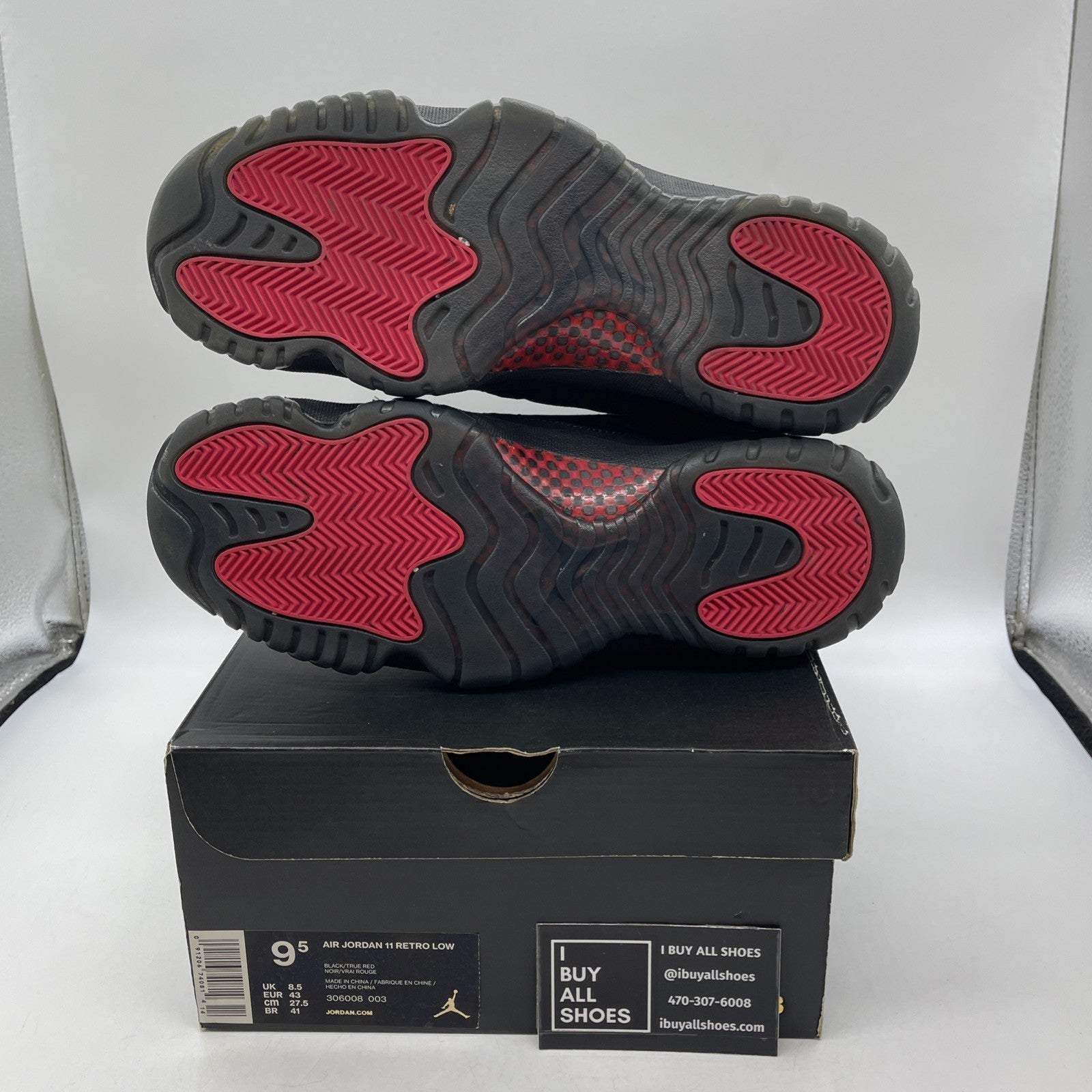 Size 9.5 - Air Jordan 11 IE Low Referee (306008-003)
