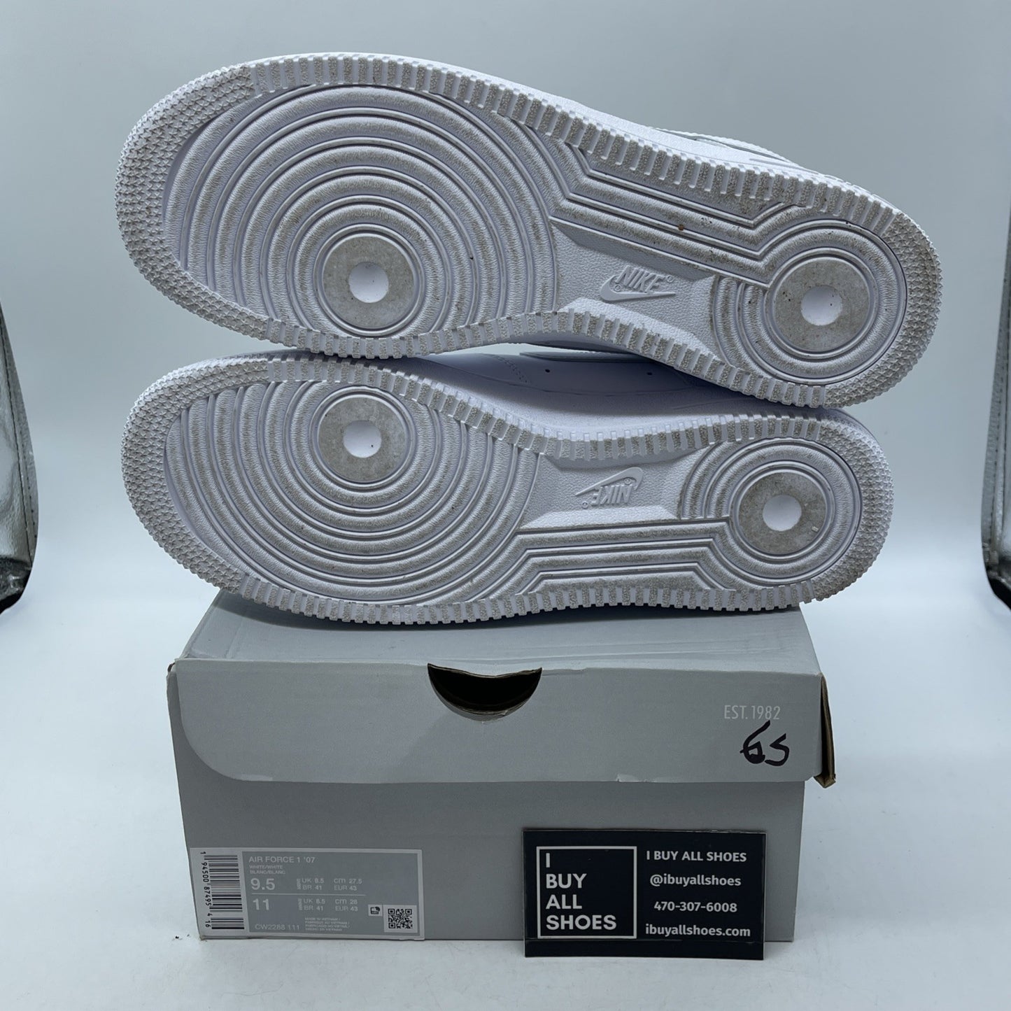 Size 9.5 - Nike Air Force 1 '07 Low Triple White Leather (CW2288-111)