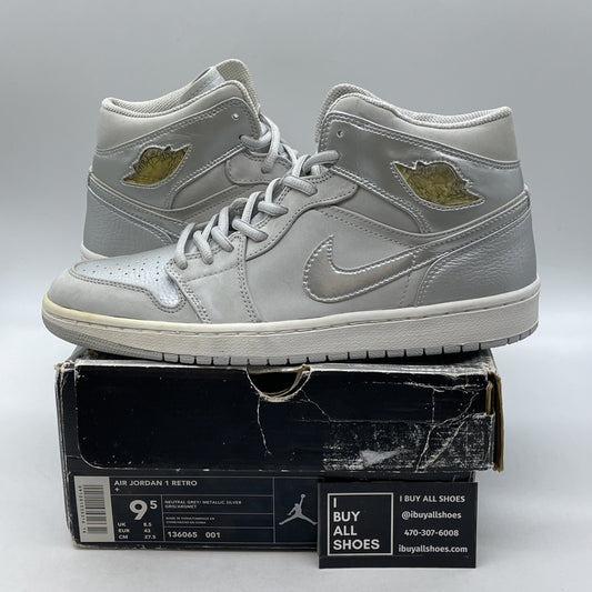 Size 9.5 - Air Jordan 1 Retro + 2001 Neutral Grey (136065-001)